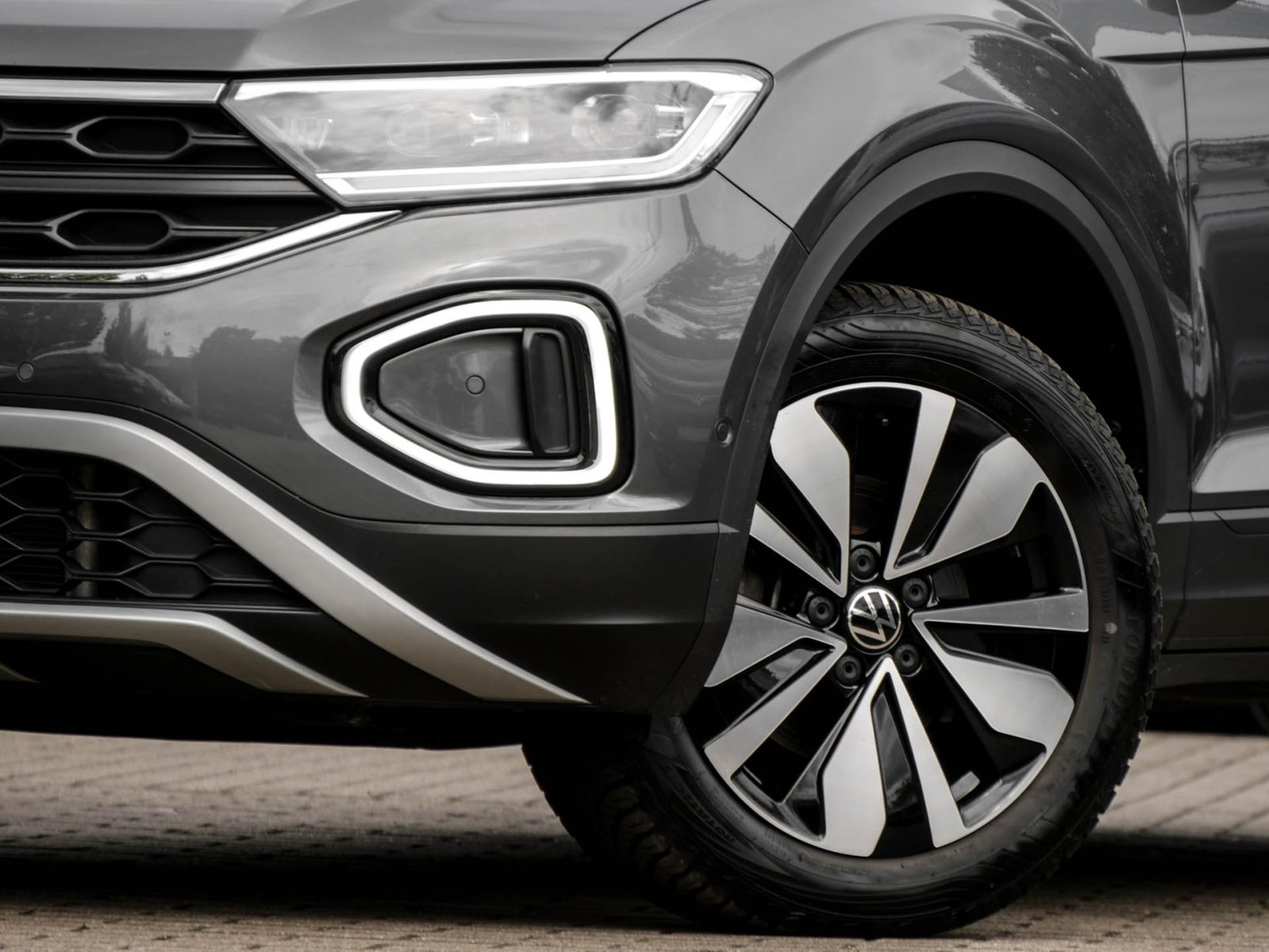 Volkswagen T-Roc 1.5 MOVE LM17 NAVI CARPLAY SITZHEIZUNG