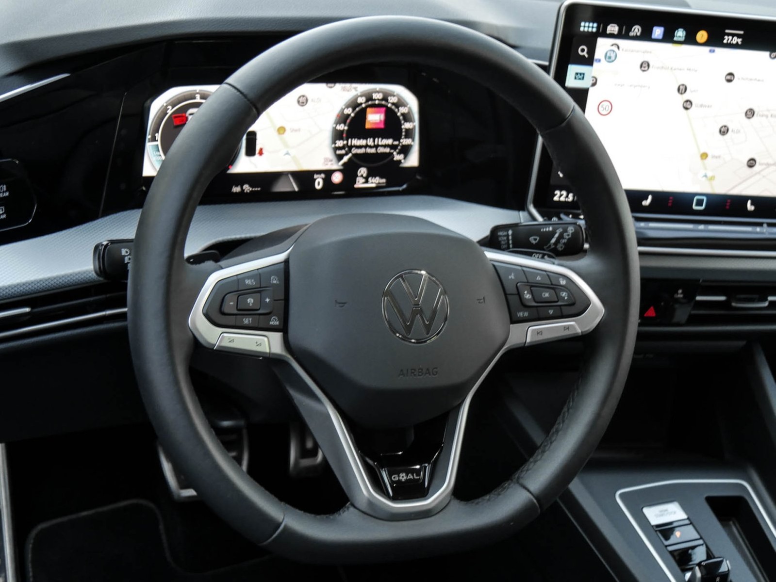 Volkswagen Golf VIII 2.0 GOAL FACELIFT AHK CAM ACC NAVI ALU