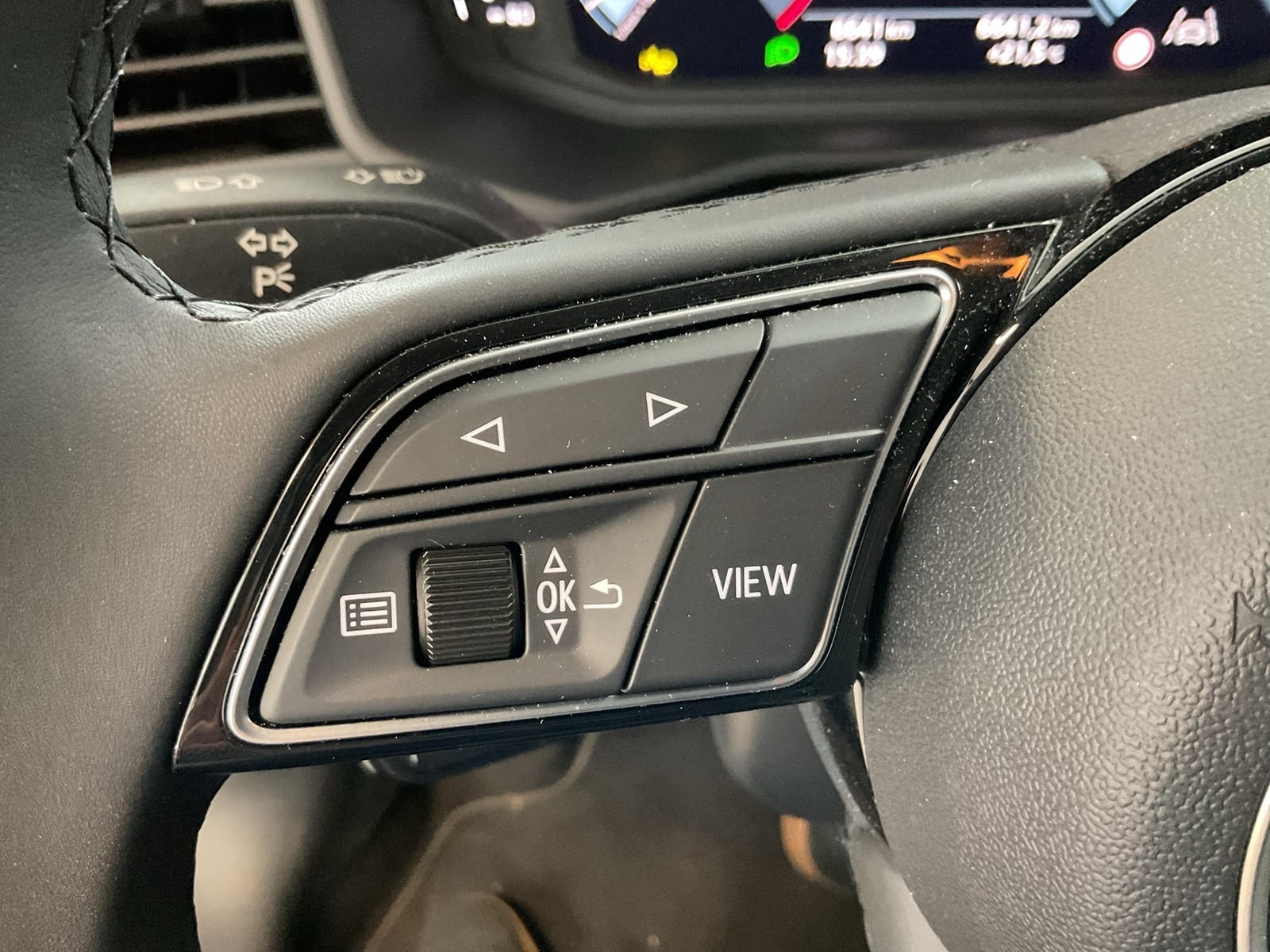 Audi A1 Sportback 25 S LINE LM17 CARPLAY SITZHEIZUNG