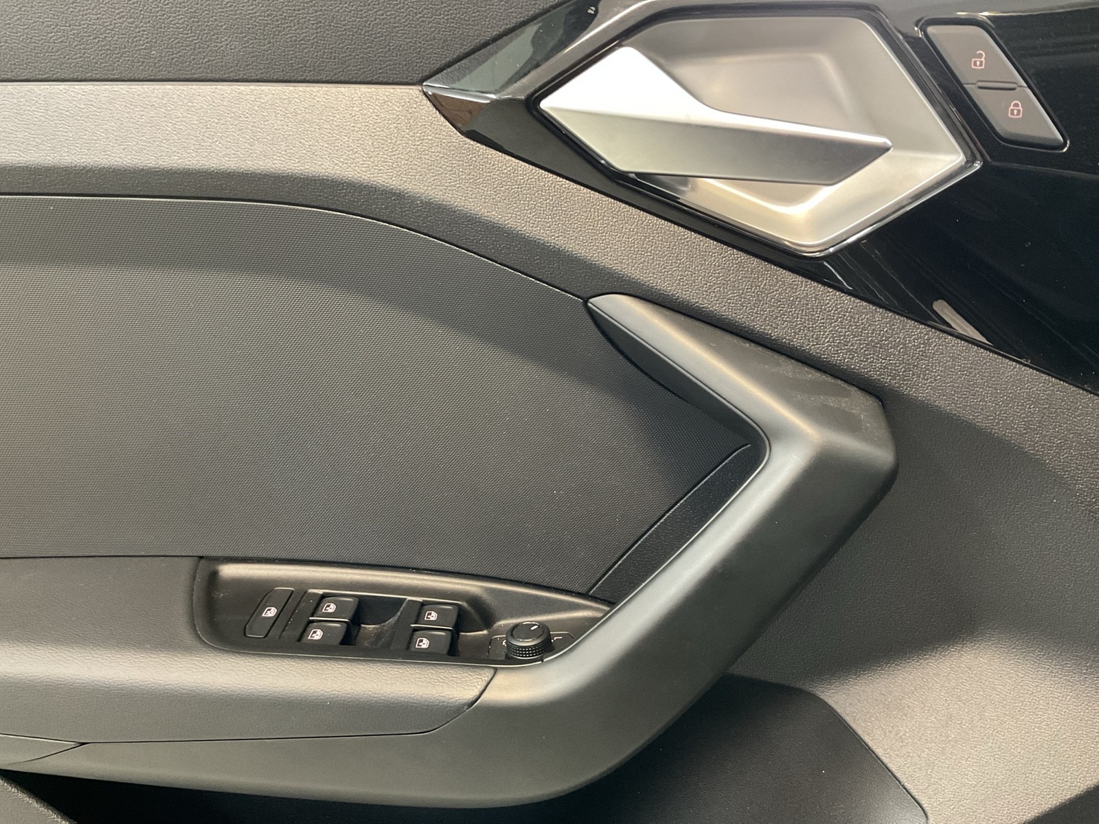 Audi A1 Sportback 25 S LINE LM17 CARPLAY SITZHEIZUNG