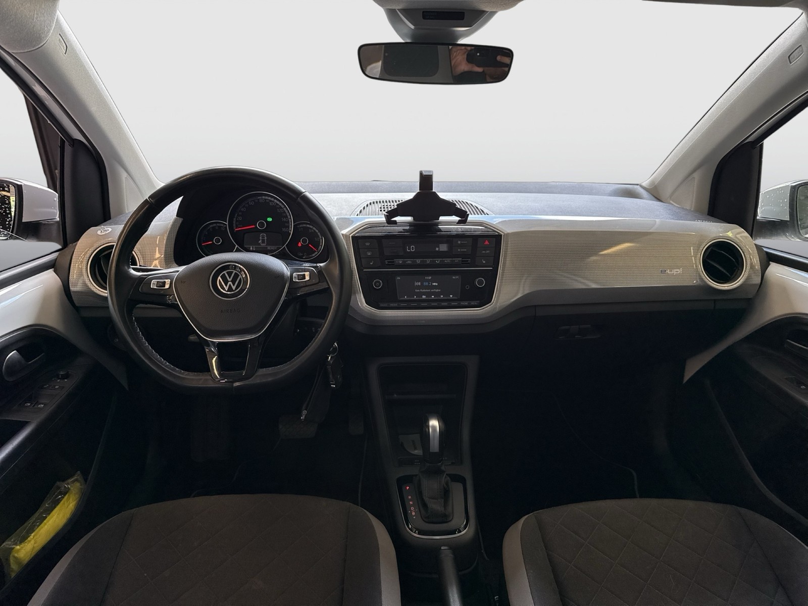 Volkswagen e-up! STYLE PLUS 4TÜREN CAM ALU SITZHEIZUNG DAB+