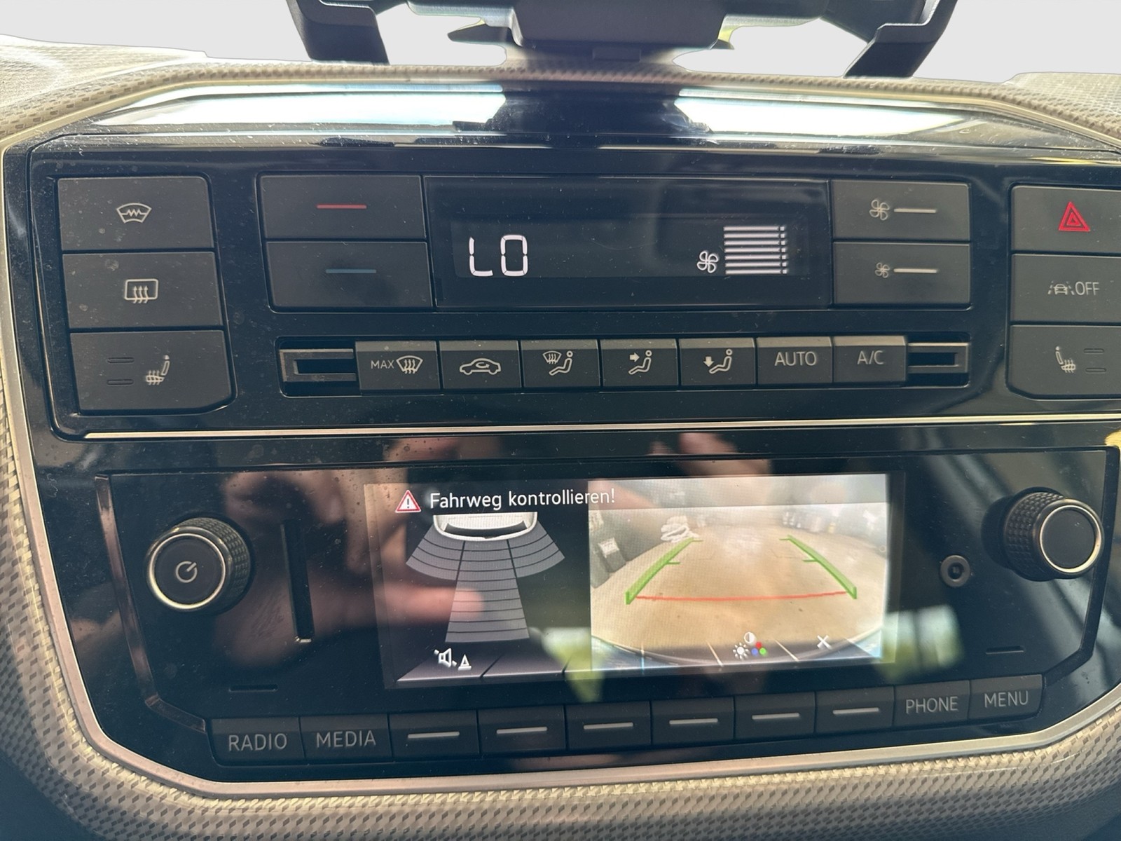 Volkswagen e-up! STYLE PLUS 4TÜREN CAM ALU SITZHEIZUNG DAB+