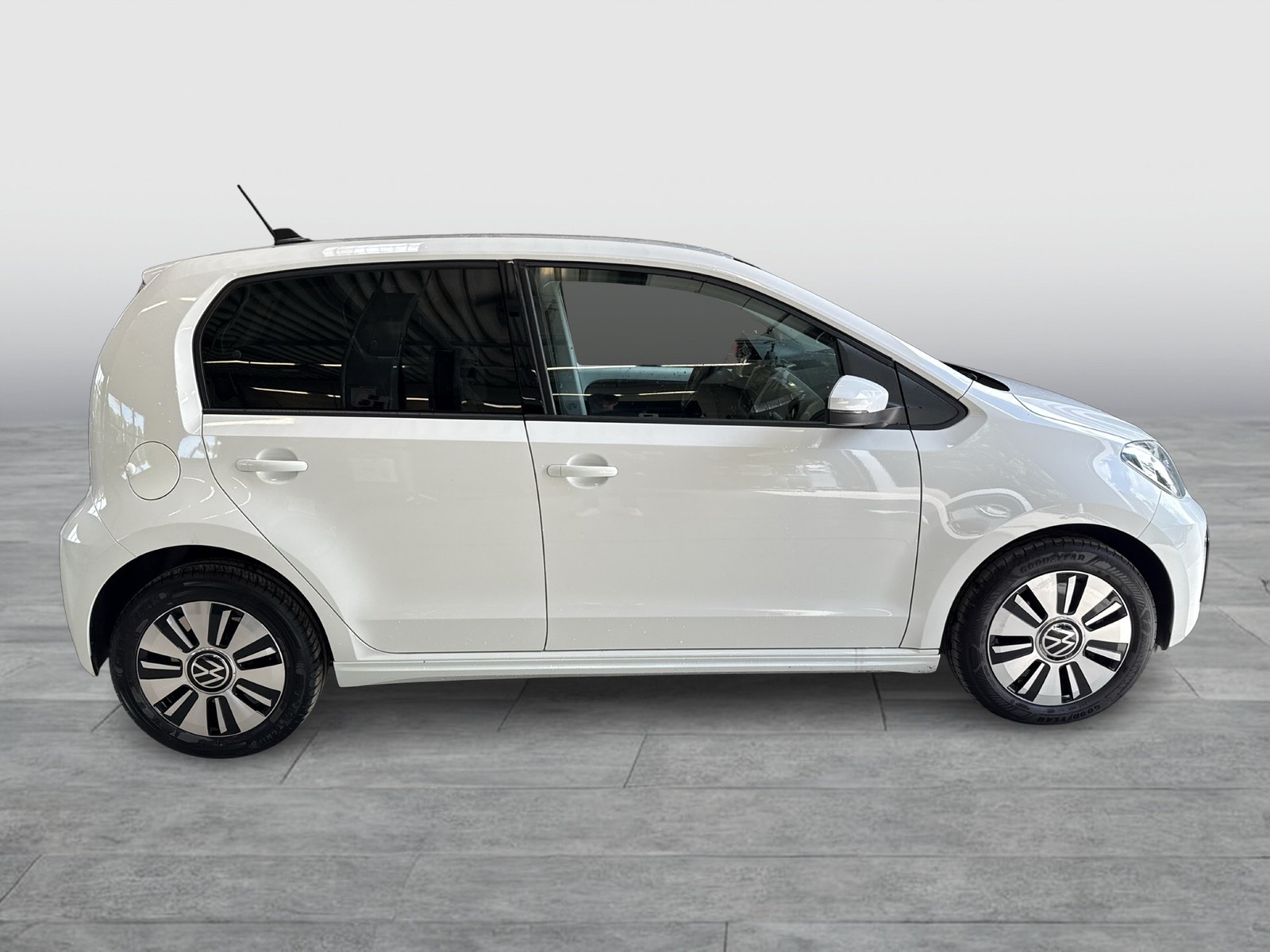 Volkswagen e-up! STYLE PLUS 4TÜREN CAM ALU SITZHEIZUNG DAB+