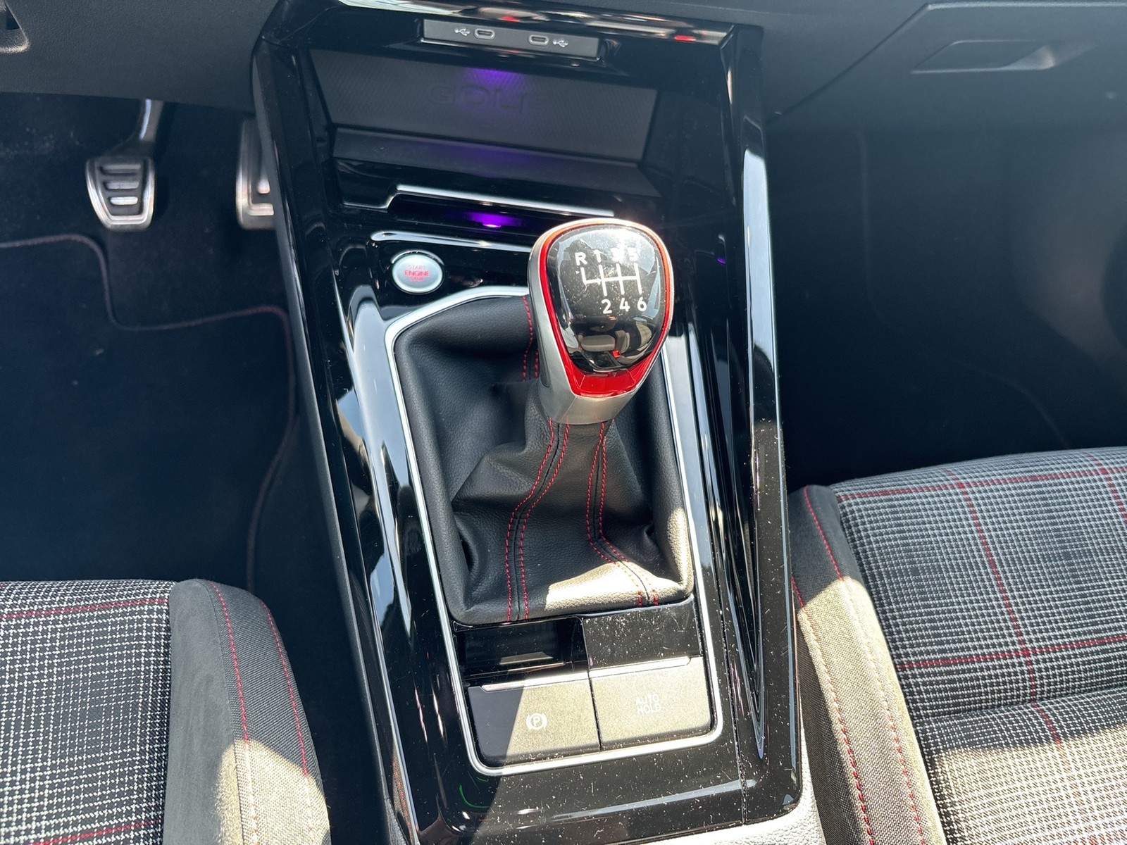 Volkswagen Golf 2.0 GTI CARPLAY KEYLESS-GO DAB+ ALU