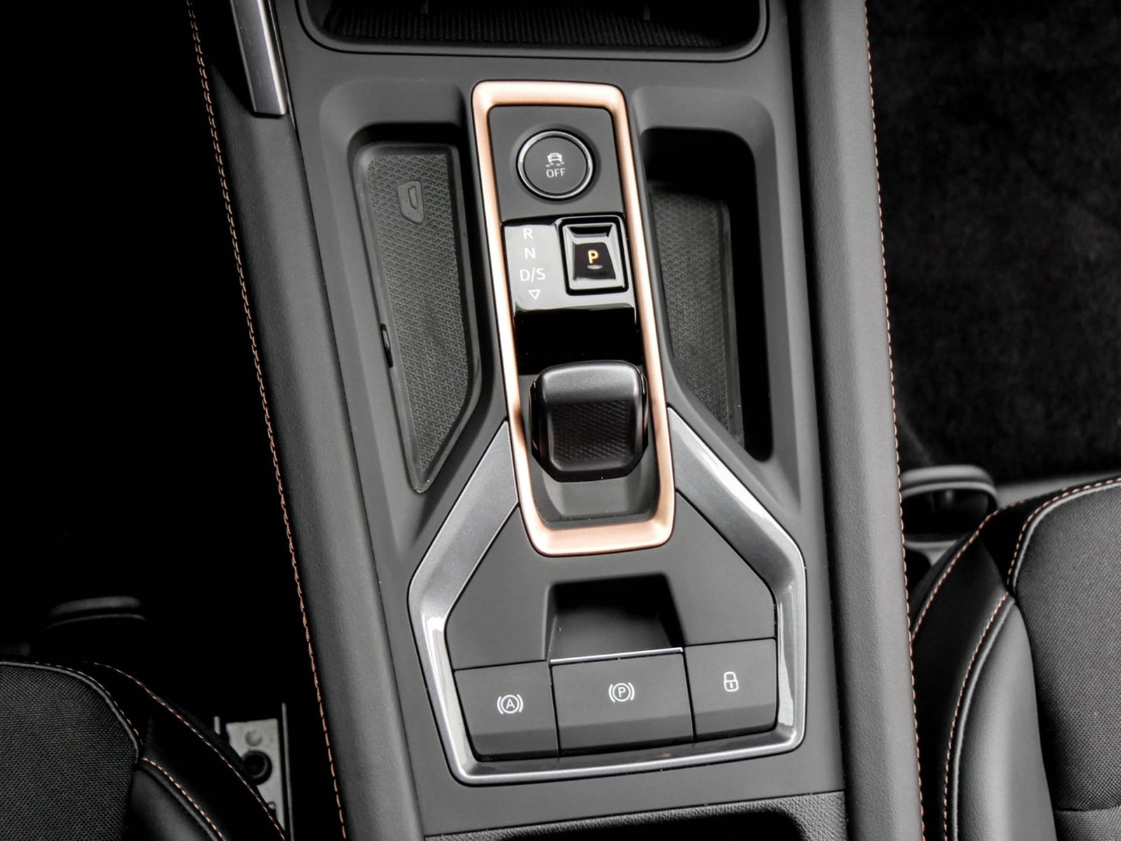 Cupra Leon ST 1.5 eTSI FACELIFT CAM LM18 E-KLAPPE NAVI