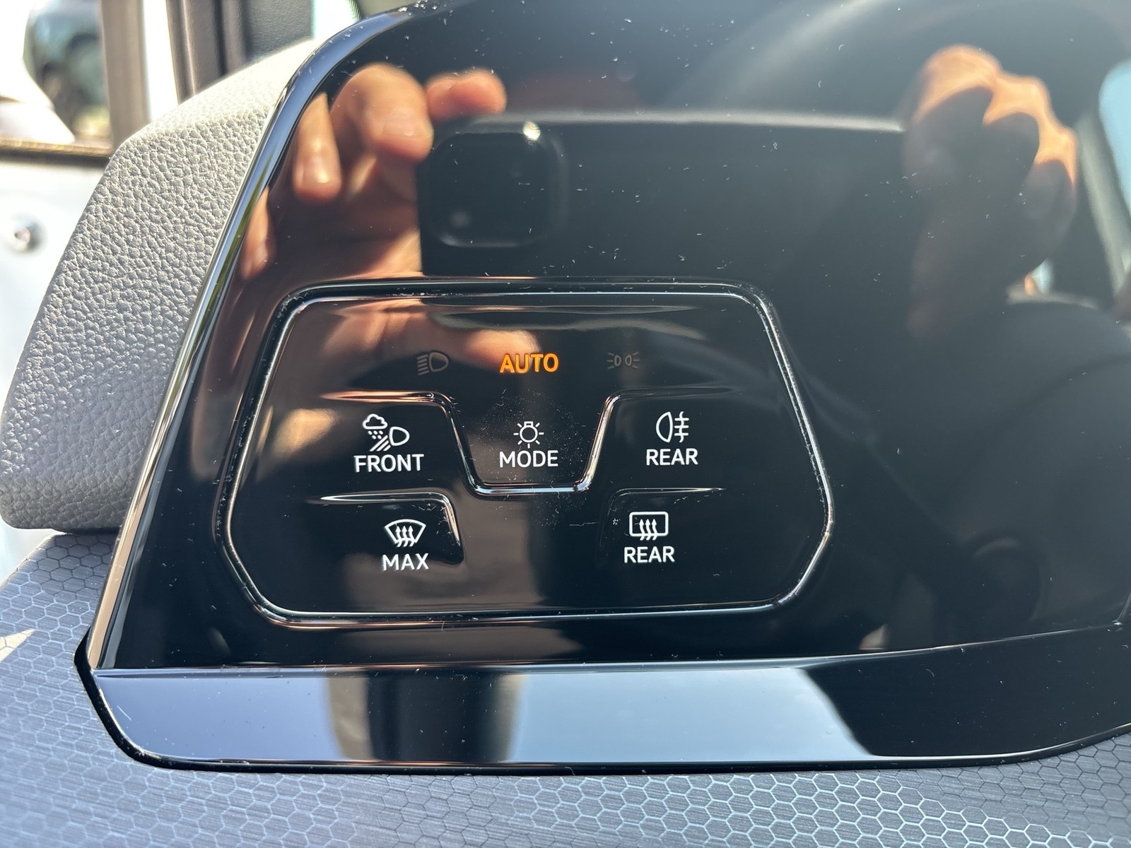 Volkswagen Golf 2.0 GTI CARPLAY ALU KEYLESS-GO DAB+