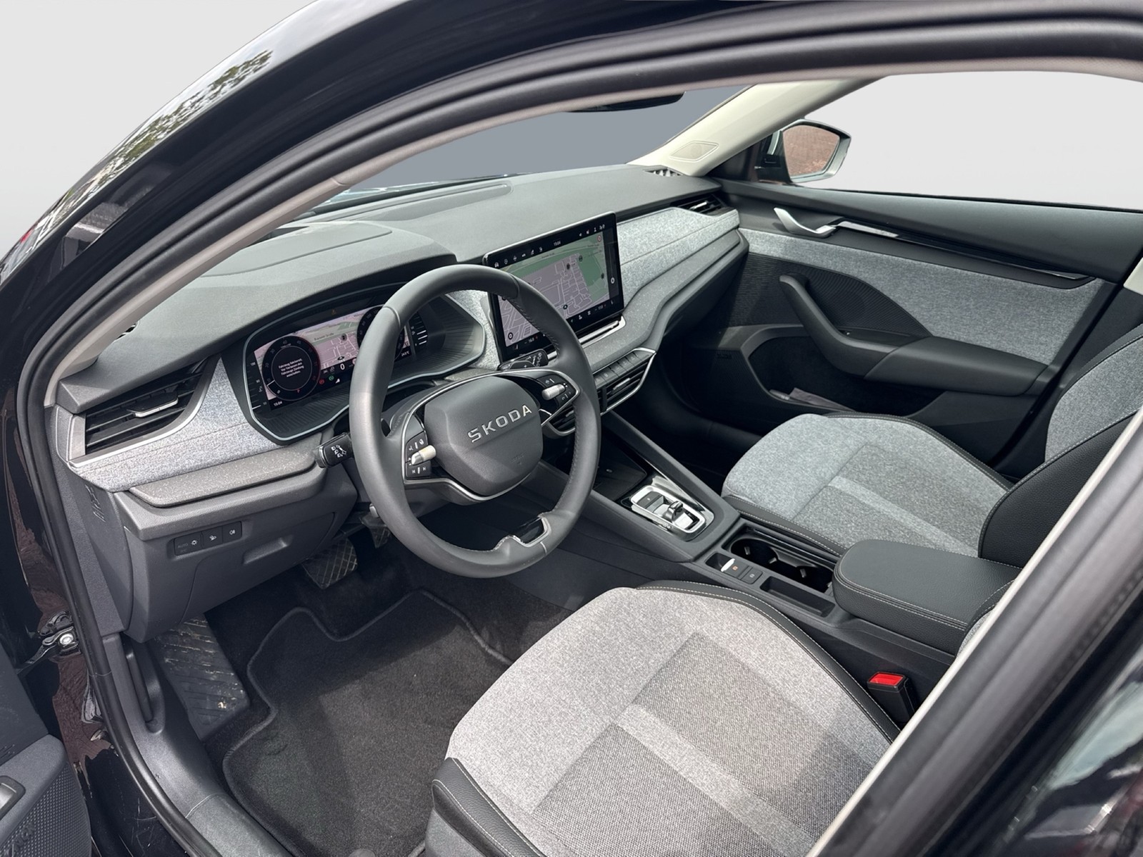Skoda Octavia Combi 2.0 TOUR PANO STANDHZ. CANTON ACC