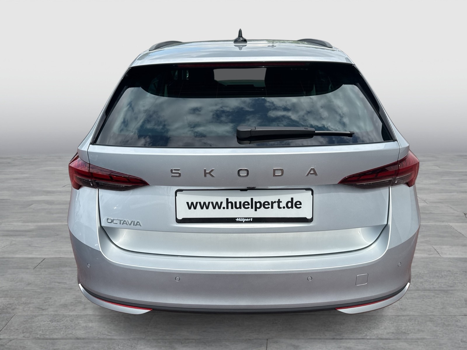 Skoda Octavia Combi 2.0 TOUR PANO STANDHZ. AHK 360°CAM