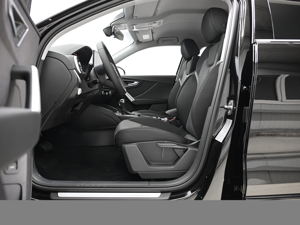 Audi Q2 35 TFSI advanced AHK+Sonnenschutzverglasung+Komfortpaket