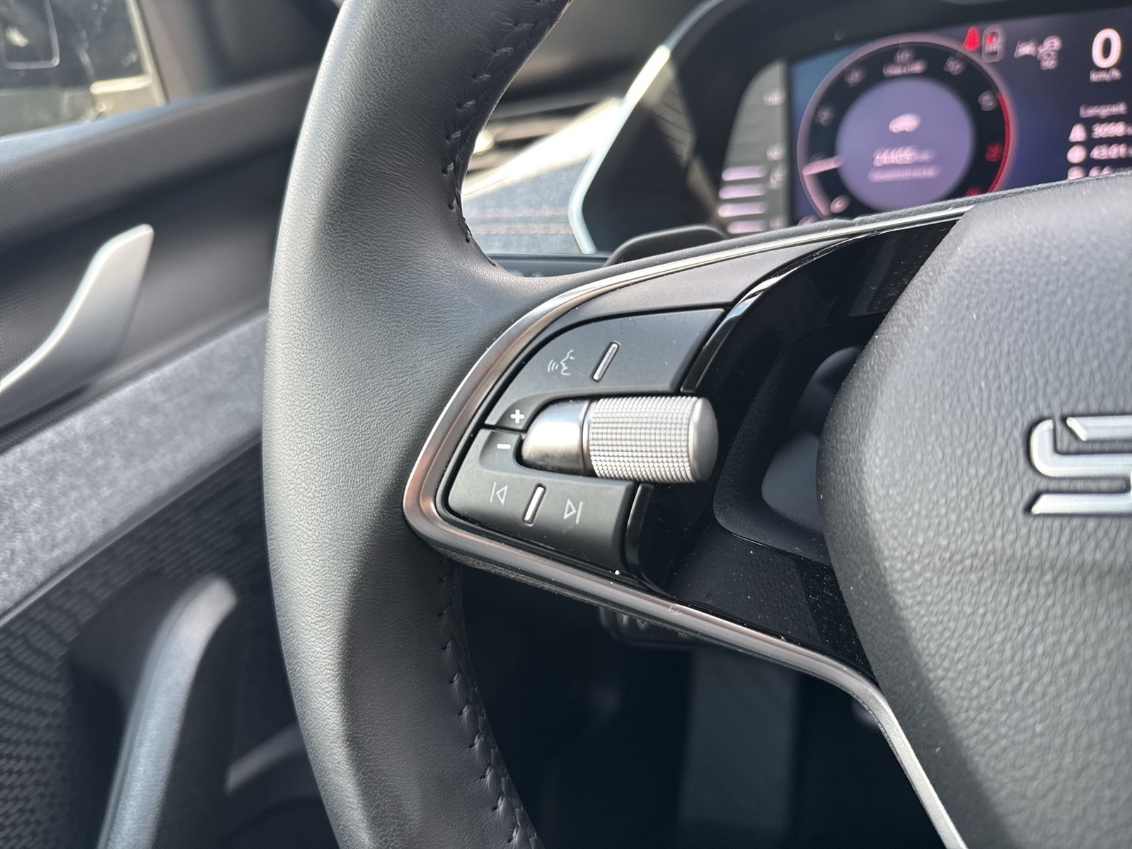 Skoda Octavia Combi 1.5 e-TEC SELECTION CAM ACC MATRIX