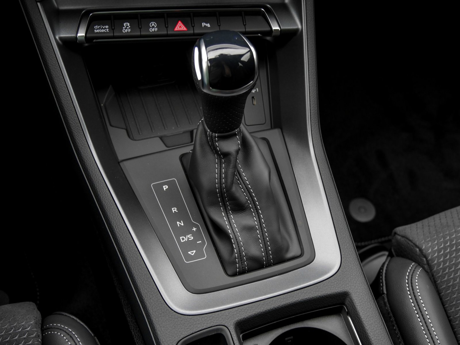 Audi Q3 Sportback 35 S LINE AHK CAM ACC LM19 E-KLAPPE