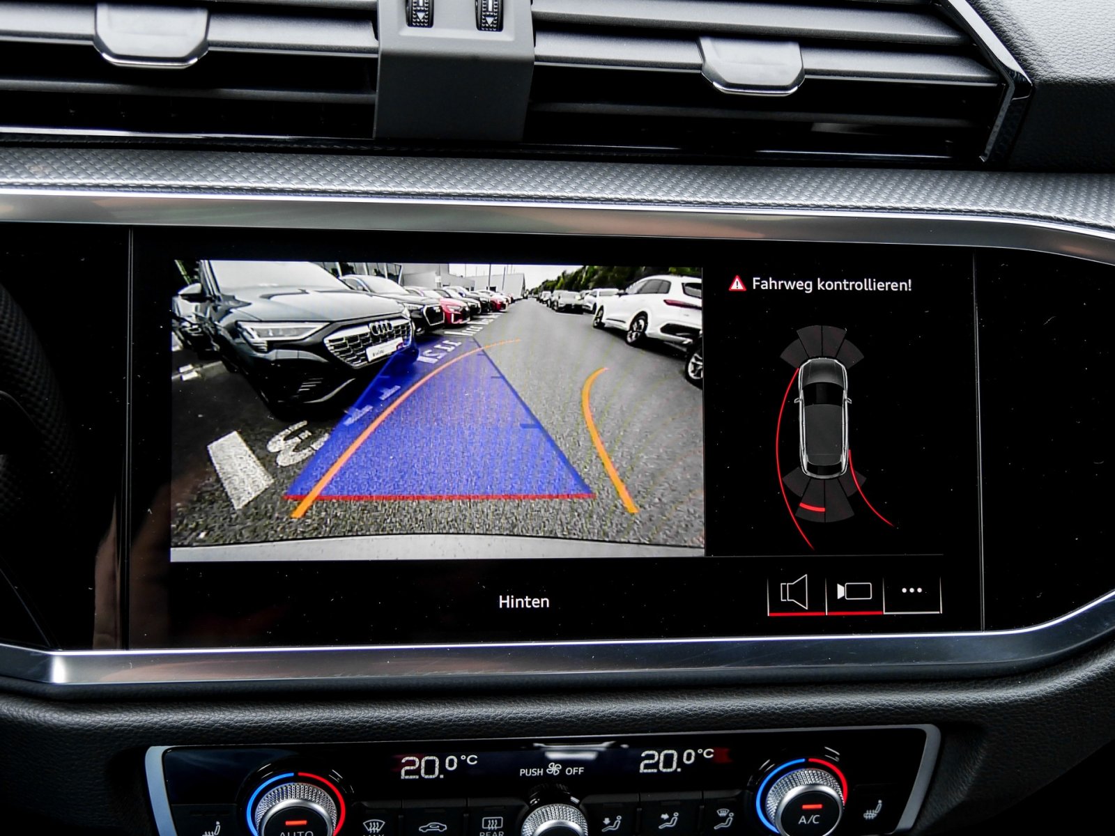 Audi Q3 Sportback 35 S LINE AHK CAM ACC LM19 E-KLAPPE