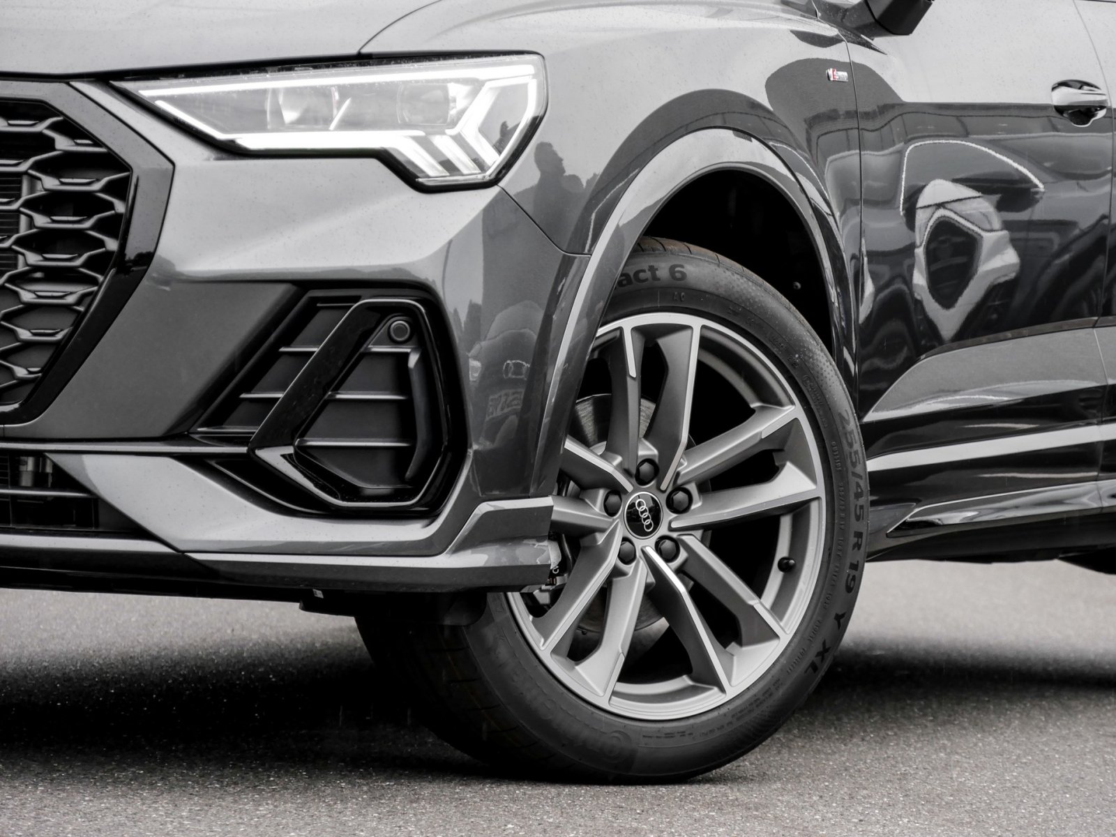 Audi Q3 Sportback 35 S LINE AHK CAM ACC LM19 E-KLAPPE