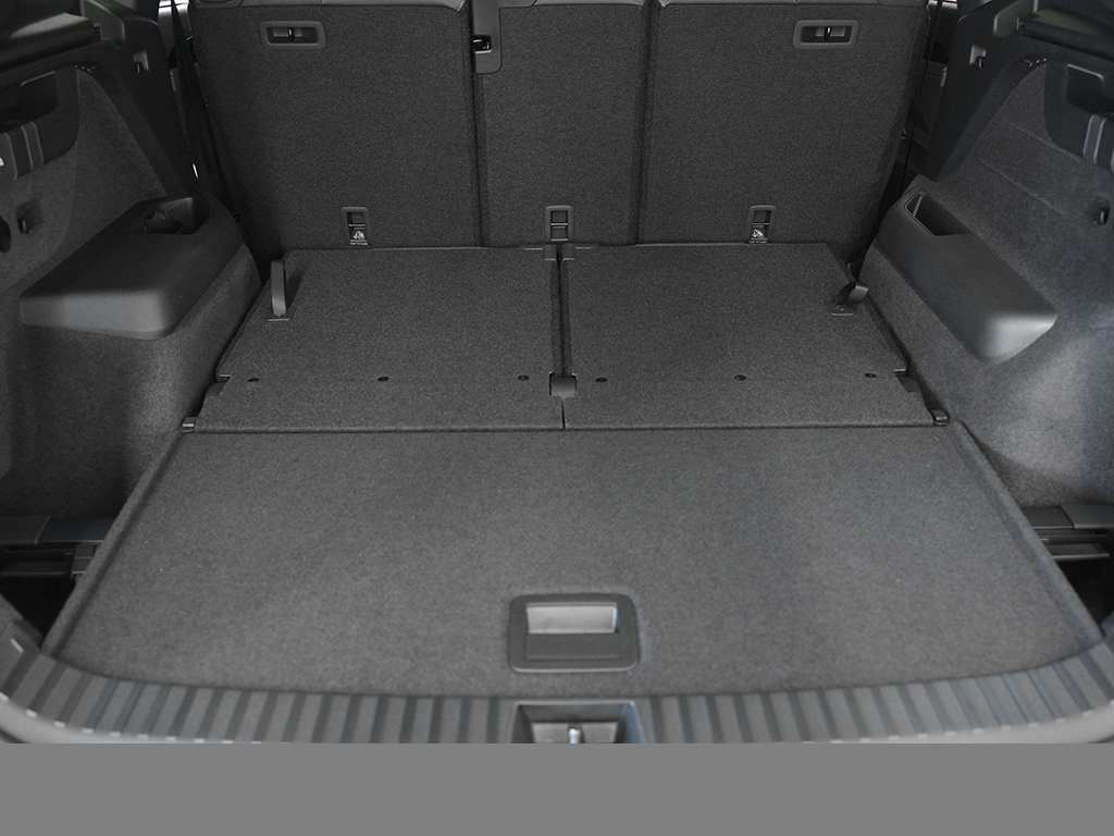 Volkswagen Tayron 2.0 R-LINE 4X4 LEDER 7SITZE PANO STANDHZ.