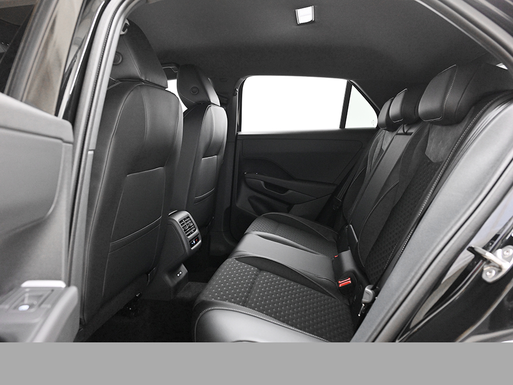 Volkswagen T-Roc 1.5 eTSI R-LINE BLACKSTYLE NEUESMODELL AHK