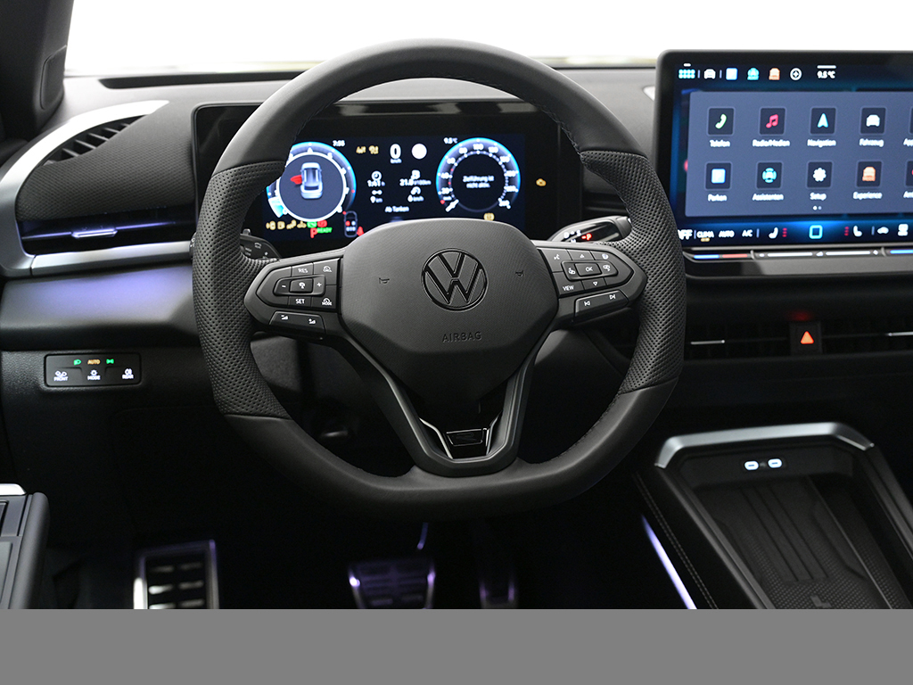 Volkswagen T-Roc 1.5 eTSI R-LINE BLACKSTYLE NEUESMODELL AHK