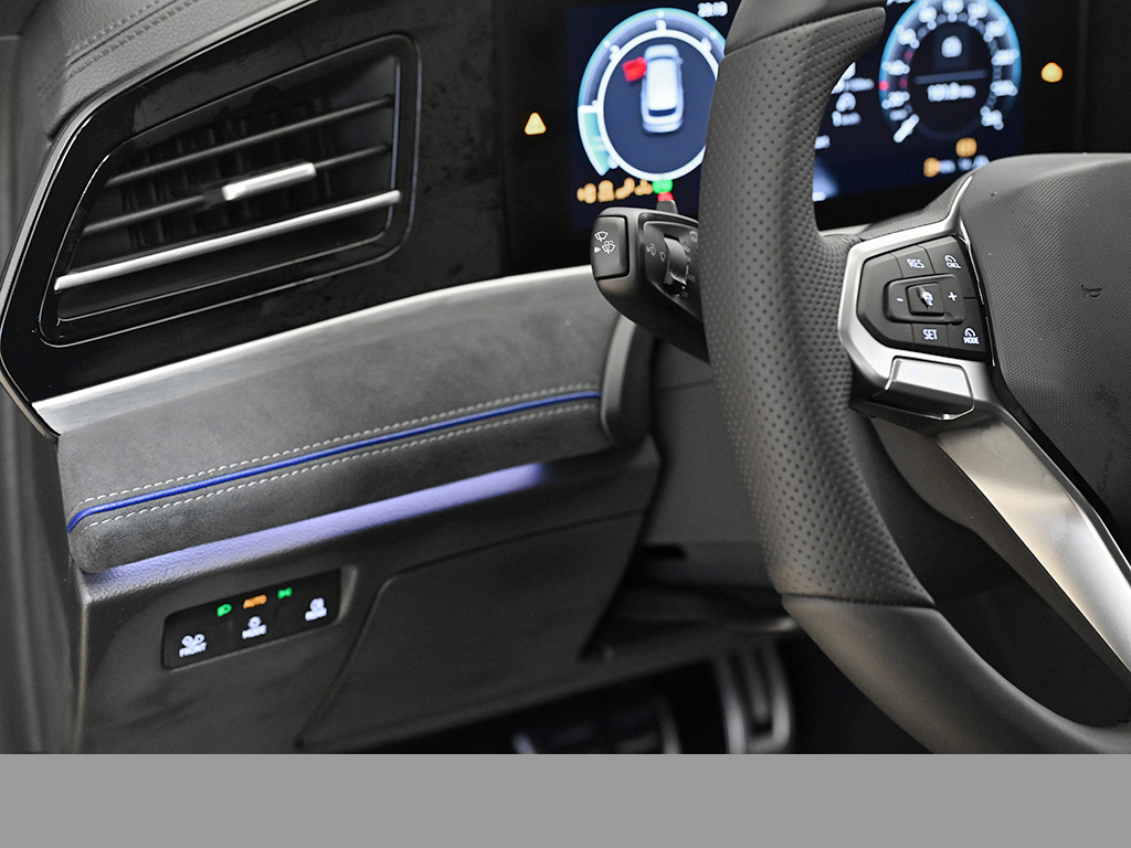 Volkswagen Passat Variant 2.0 R-LINE AHK 360°CAM ACC