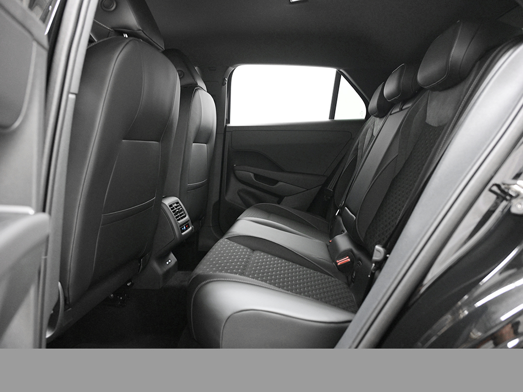 Volkswagen T-Roc 1.5 eTSI R-LINE BLACKSTYLE NEUESMODELL AHK