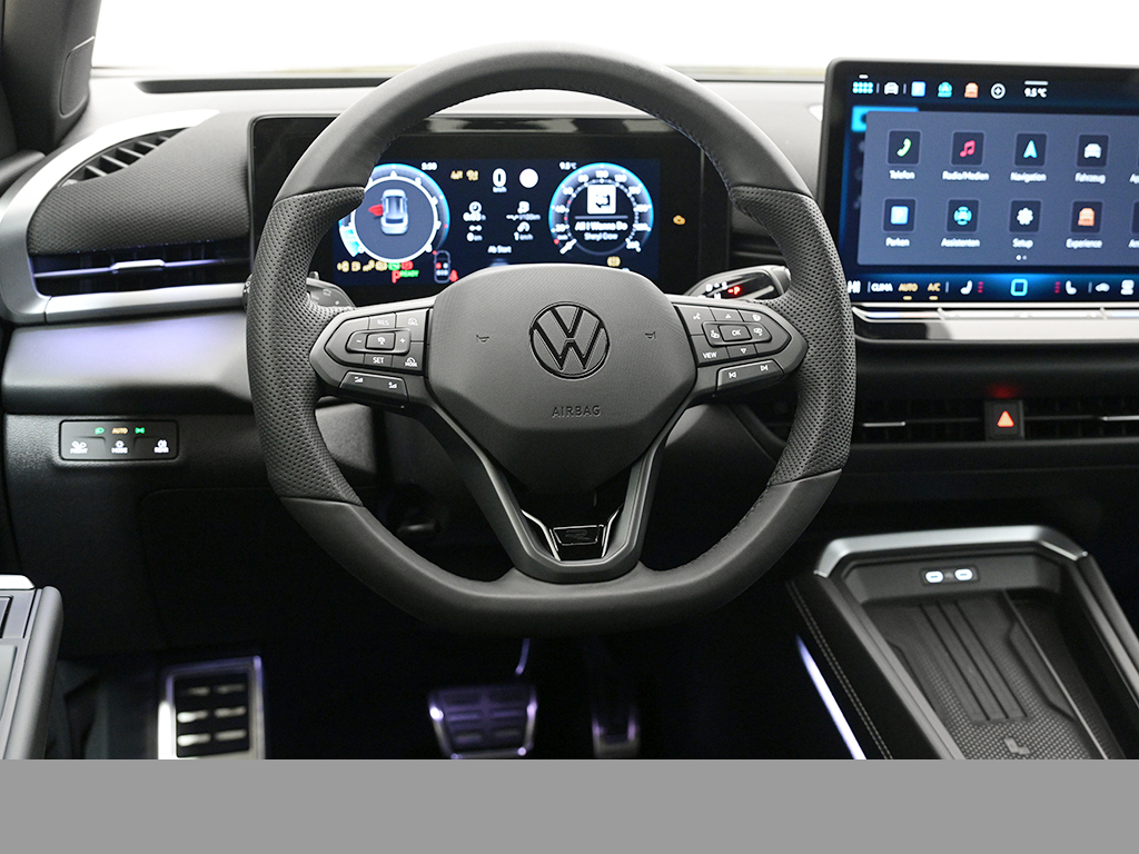 Volkswagen T-Roc 1.5 eTSI R-LINE BLACKSTYLE NEUESMODELL AHK