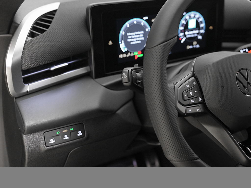 Volkswagen T-Roc 1.5 eTSI R-LINE BLACKSTYLE NEUESMODELL AHK