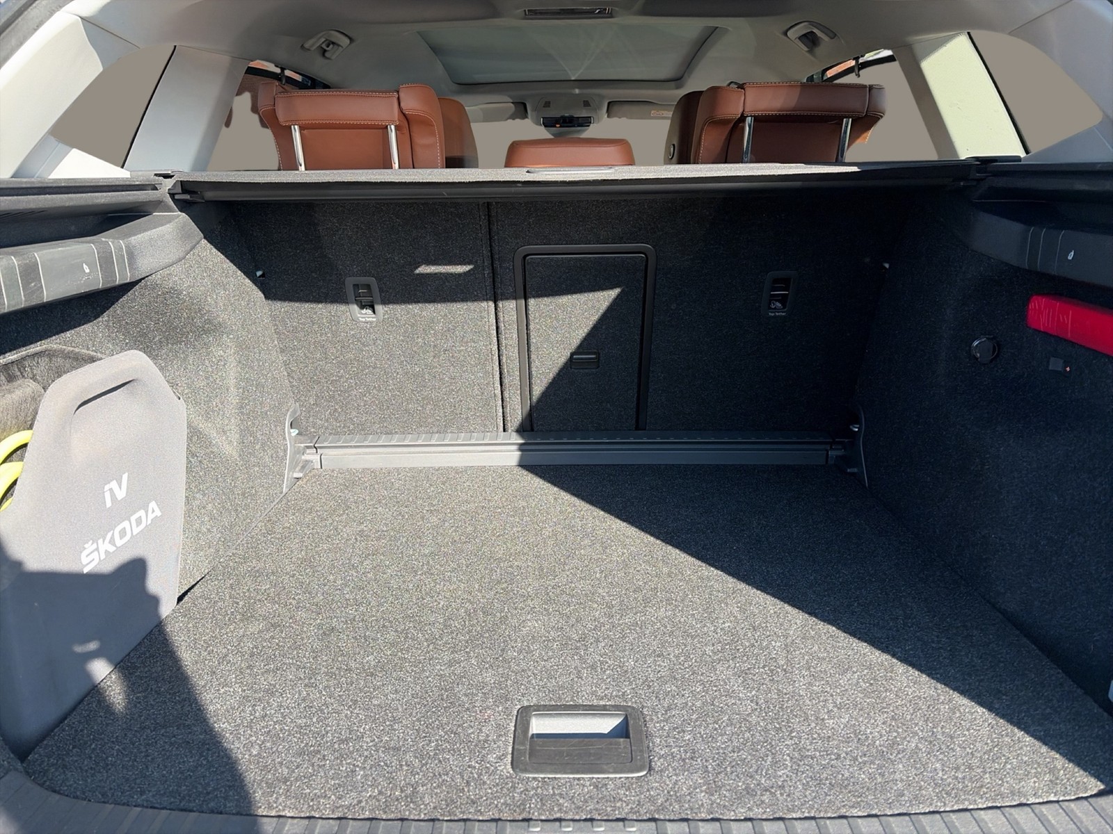 Skoda Enyaq 80x ecoSuite 4X4 WÄRMEPUMPE PANO AHK LM21
