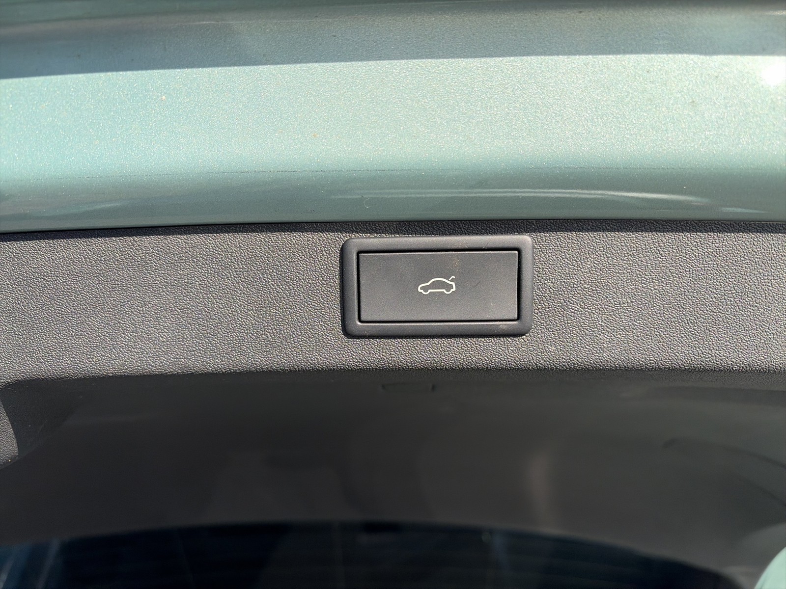 Skoda Enyaq 80x ecoSuite 4X4 WÄRMEPUMPE PANO AHK LM21