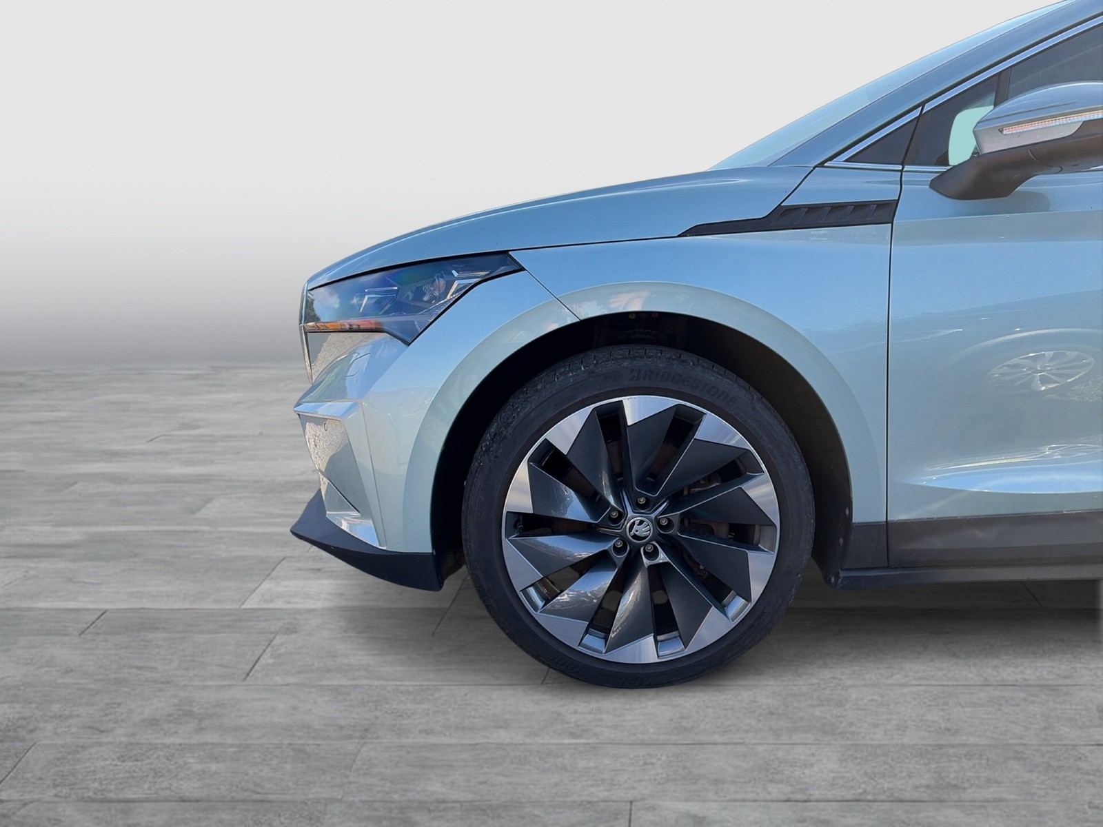 Skoda Enyaq 80x ecoSuite 4X4 WÄRMEPUMPE PANO AHK LM21