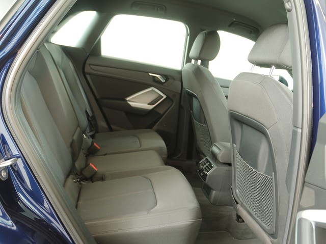 Audi Q3 45 HYBRID ACC ALU18" NAVI+ SITZHEIZUNG