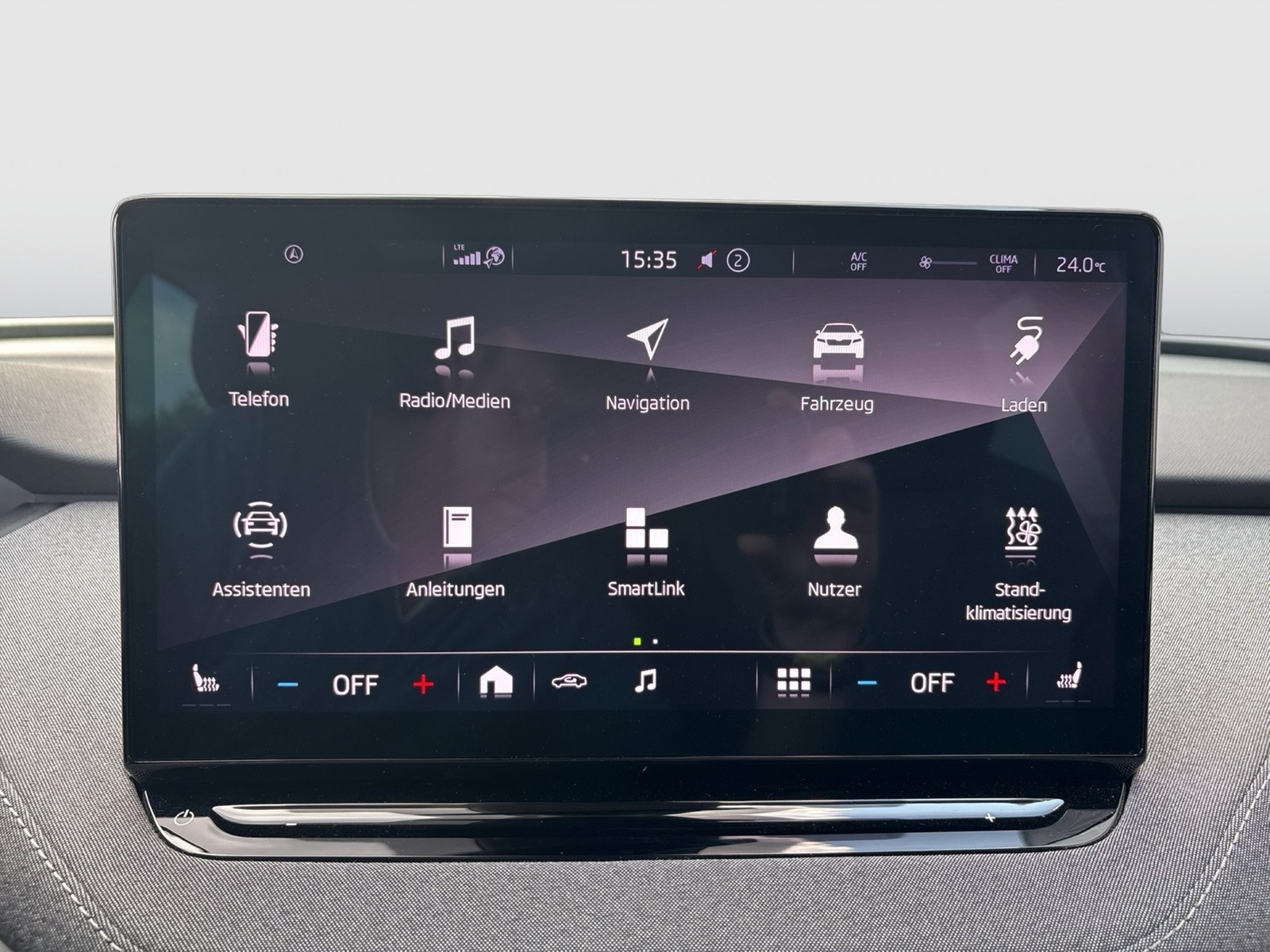 Skoda Enyaq 80x LOFT 4X4 WÄRMEPUMPE PANO 360°CAM LM19