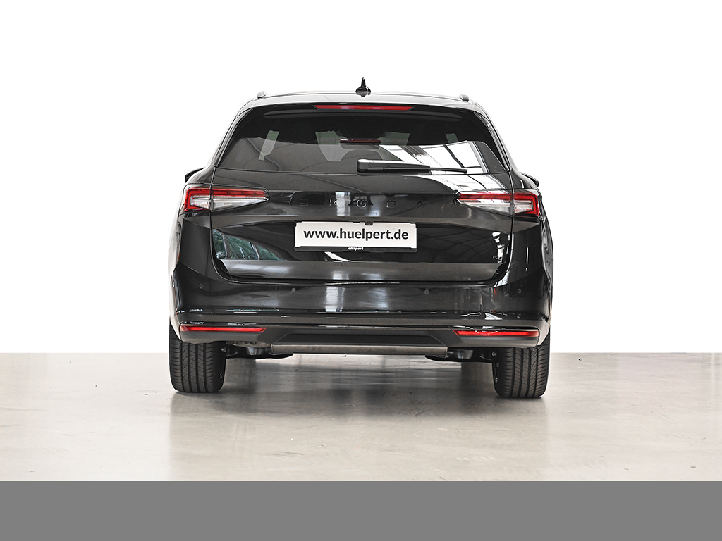 Skoda Superb Combi HYBRID SPORTLINE AHK eSITZE PANO