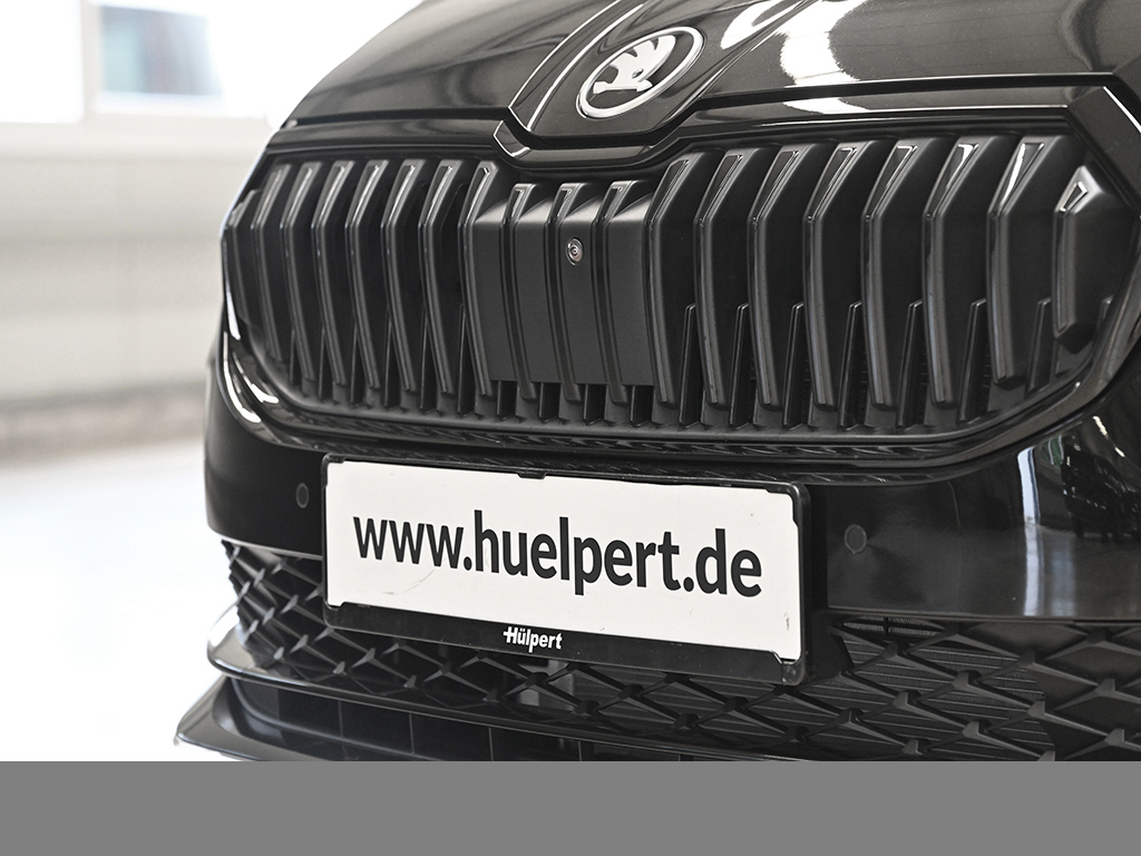 Skoda Superb Combi HYBRID SPORTLINE AHK eSITZE PANO