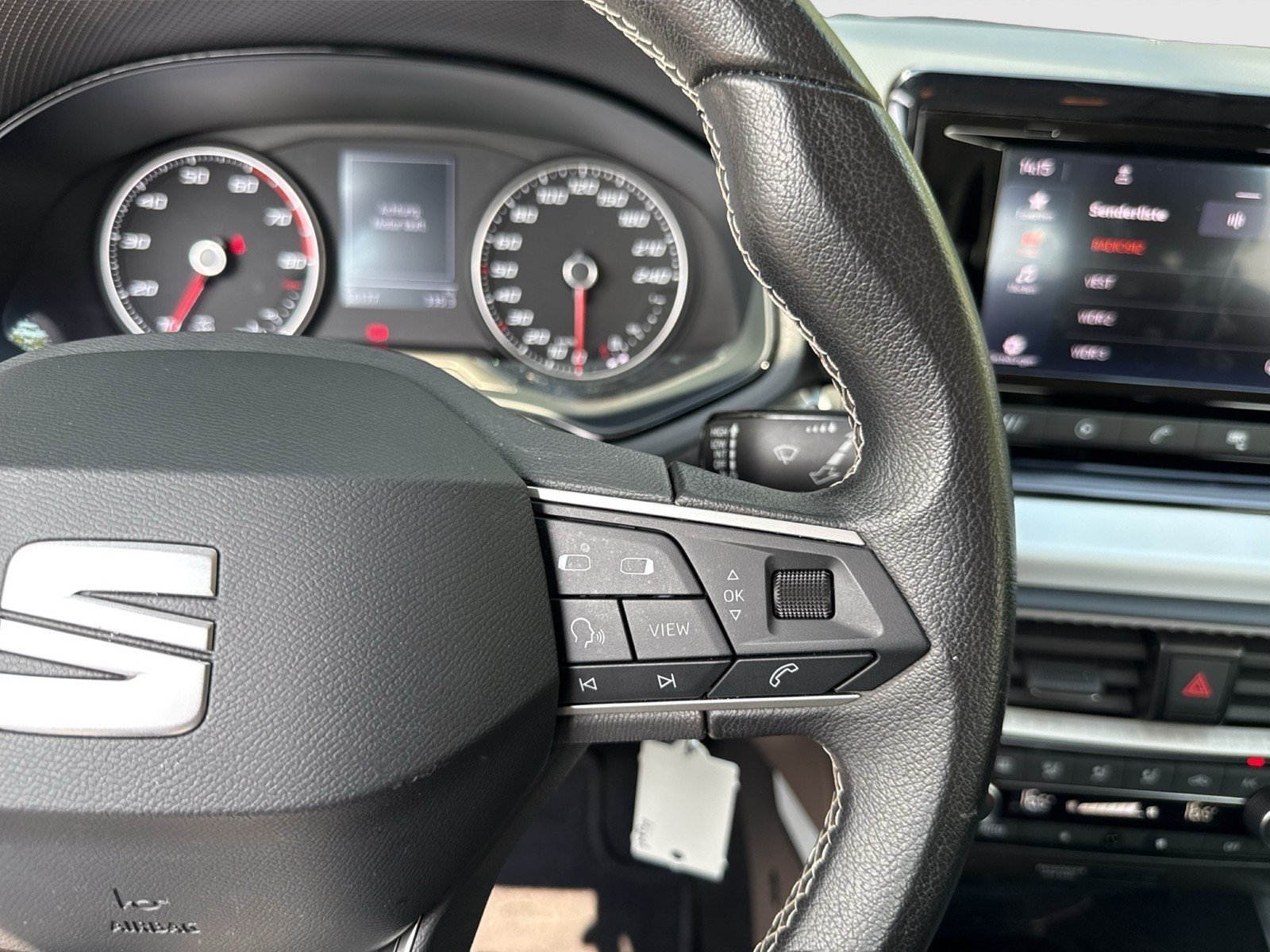 Seat Arona 1.0 STYLE CARPLAY ALU SITZHEIZUNG LED DAB