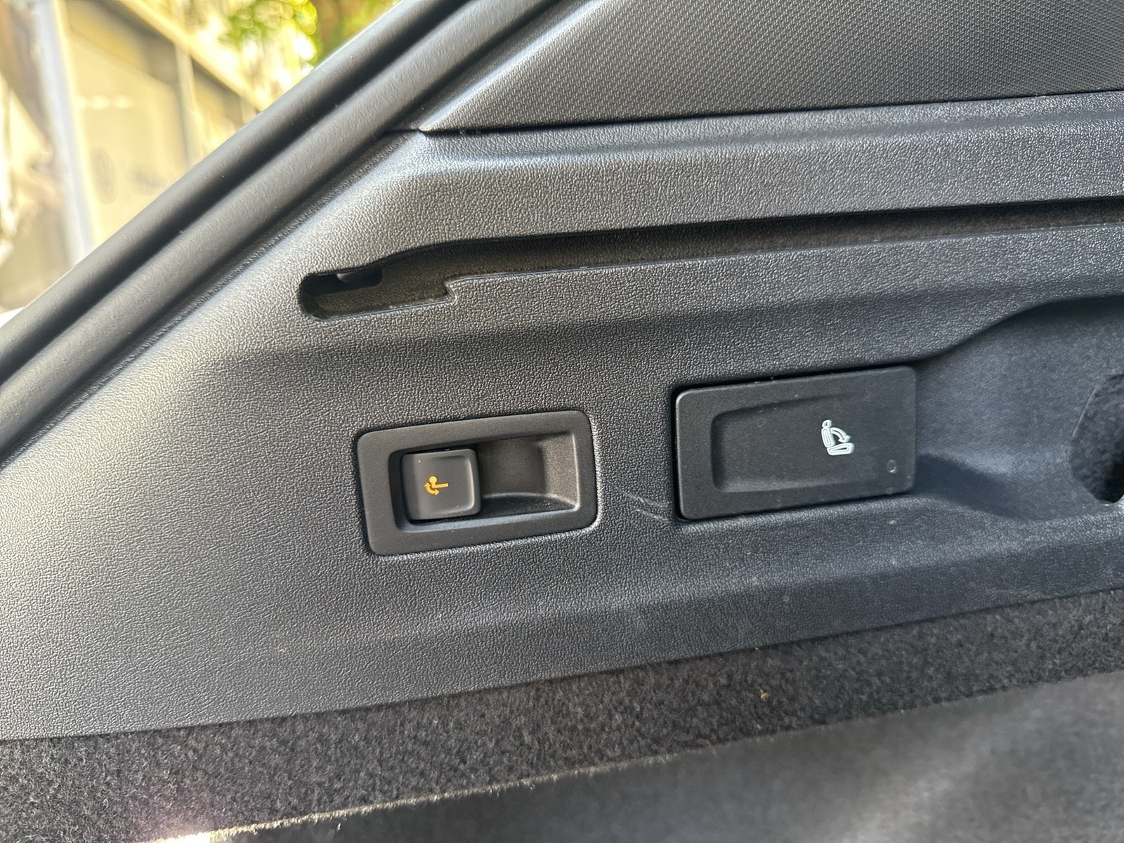 Volkswagen ID.7 Tourer PRO WÄRMEPUMPE AHK 360°CAM ACC LM19
