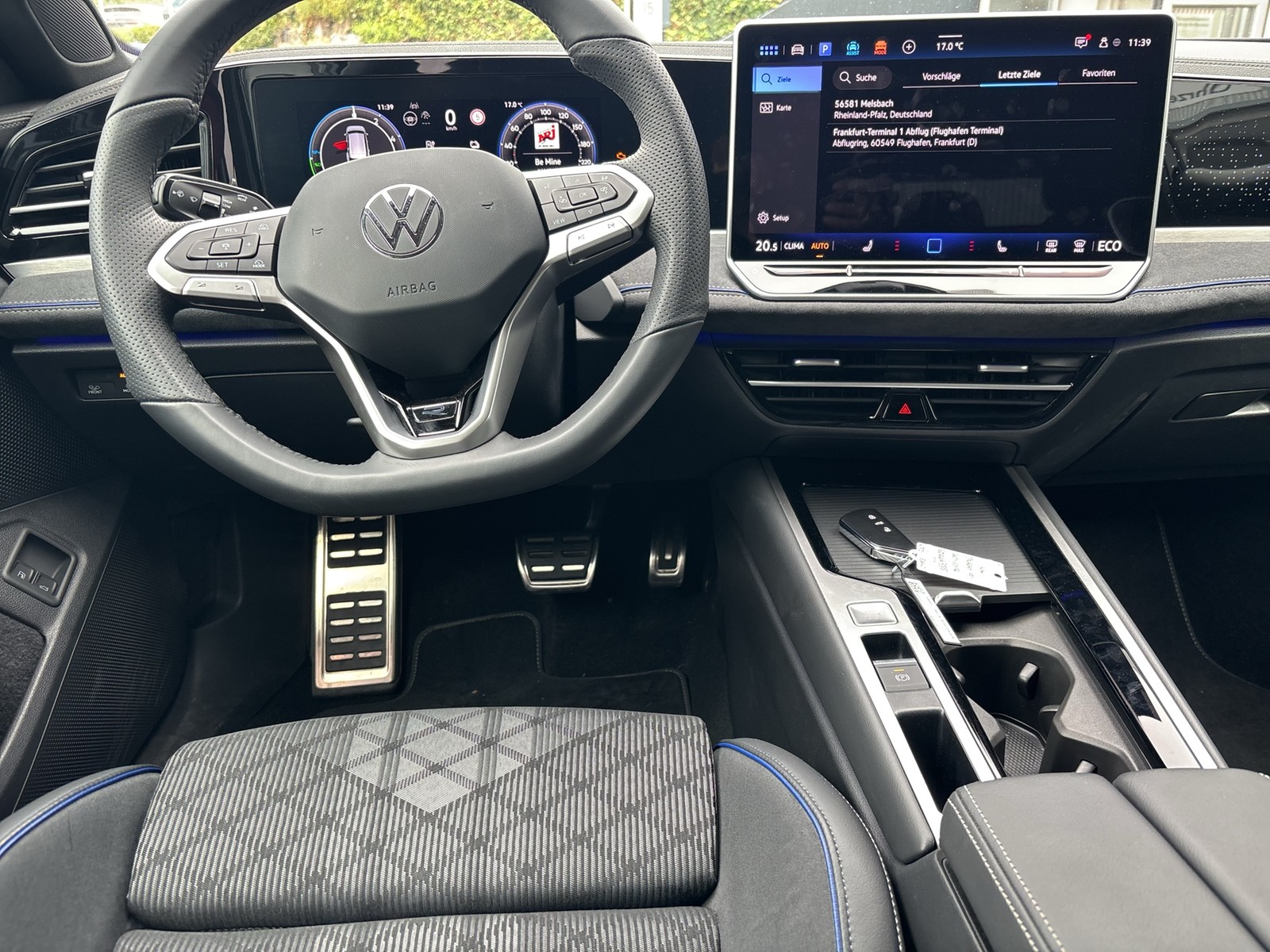 Volkswagen Passat Variant 1.5 HYBRID R-LINE NEUESMODELL 19Z