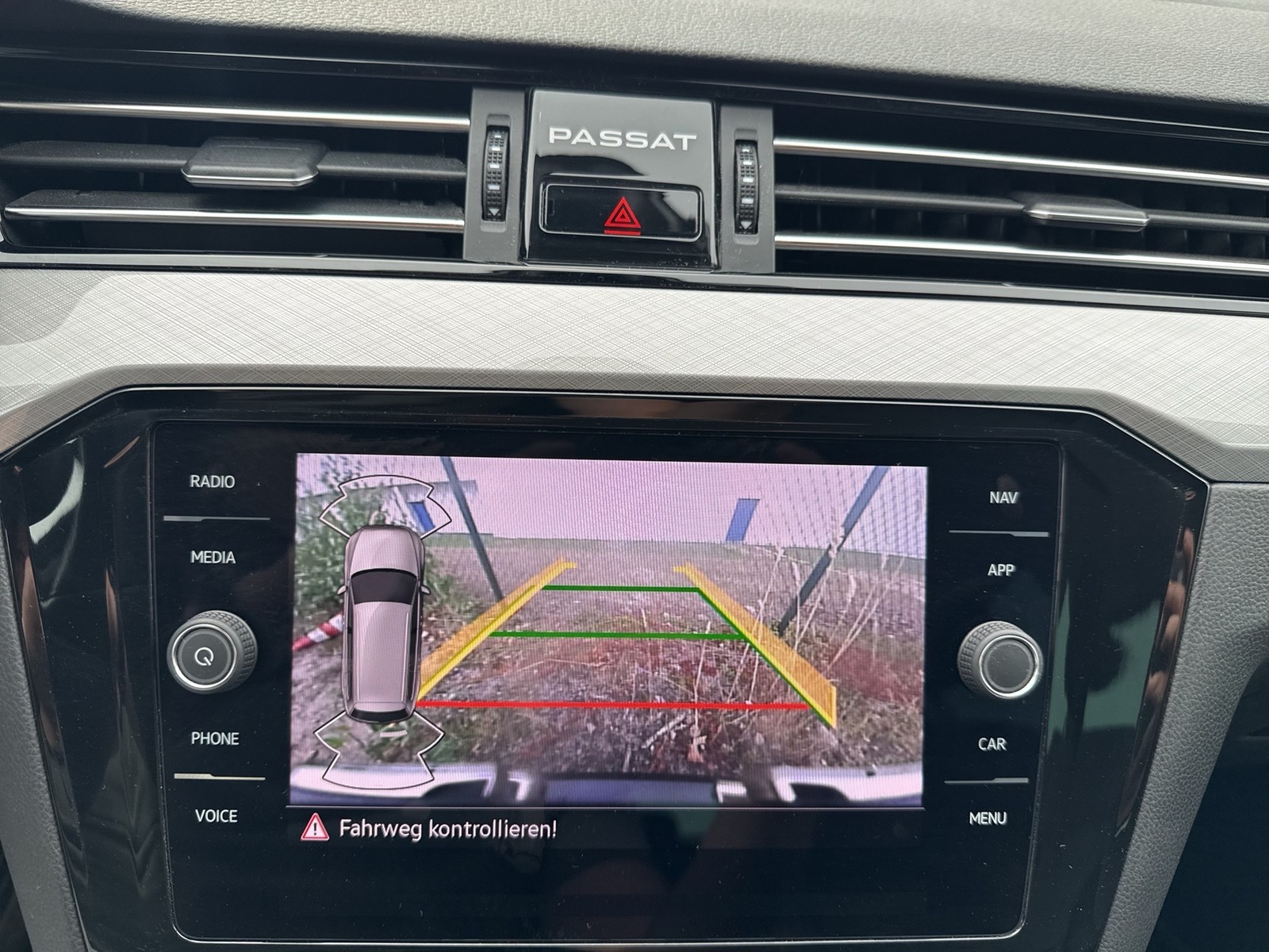 Volkswagen Passat Variant 2.0 BUSINESS CAM ACC NAVI CARPLAY
