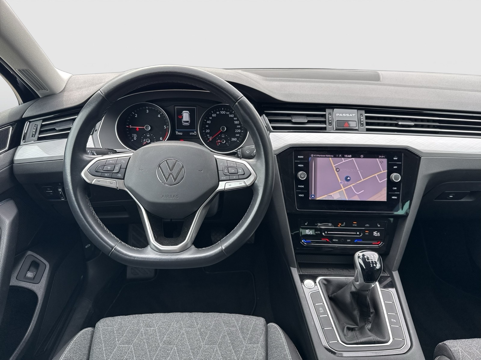 Volkswagen Passat Variant 2.0 BUSINESS CAM ACC NAVI CARPLAY