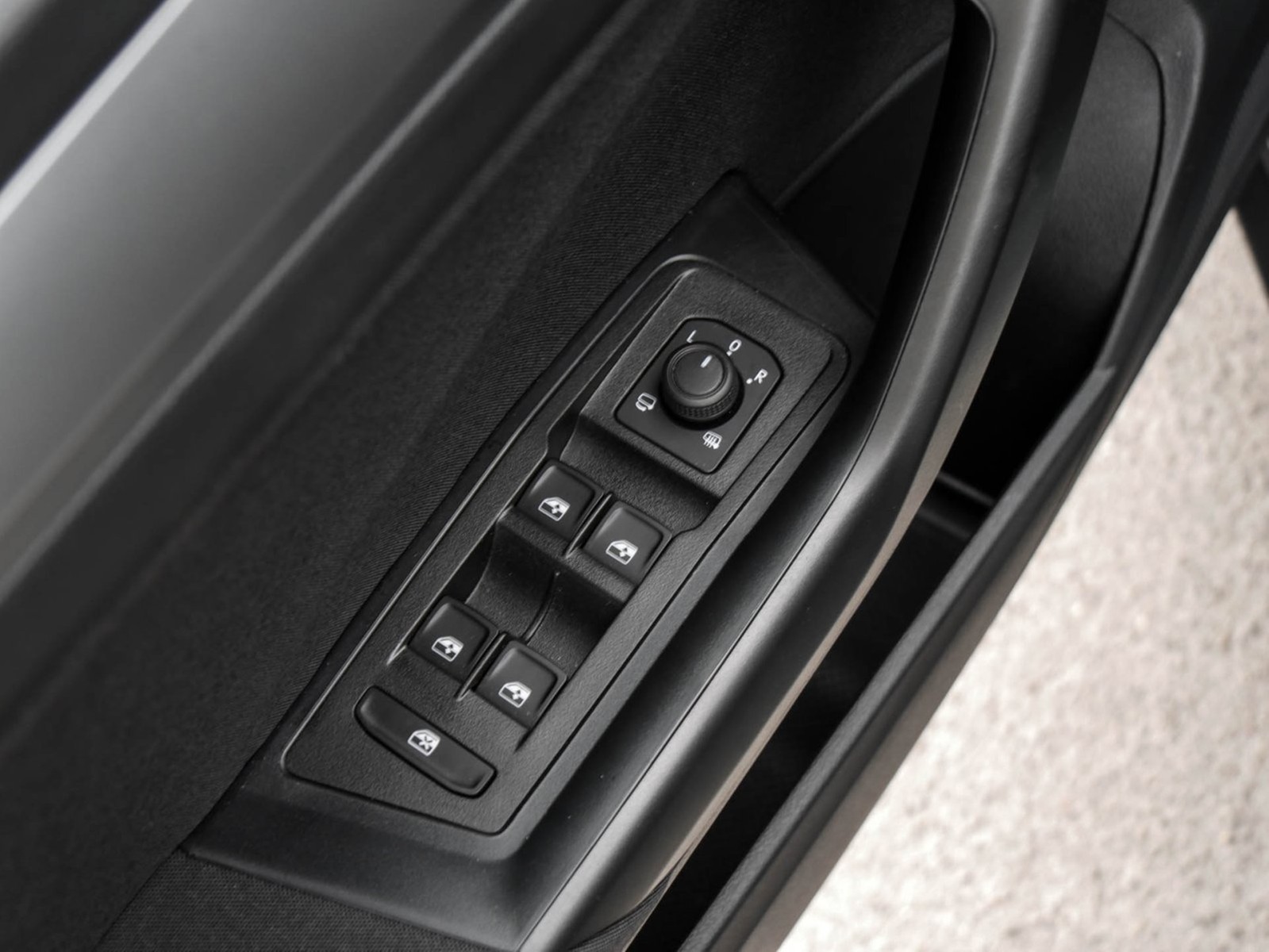 Volkswagen T-Roc 2.0 LIFE STANDHZ. CAM ACC NAVI ALU SITZHZ.