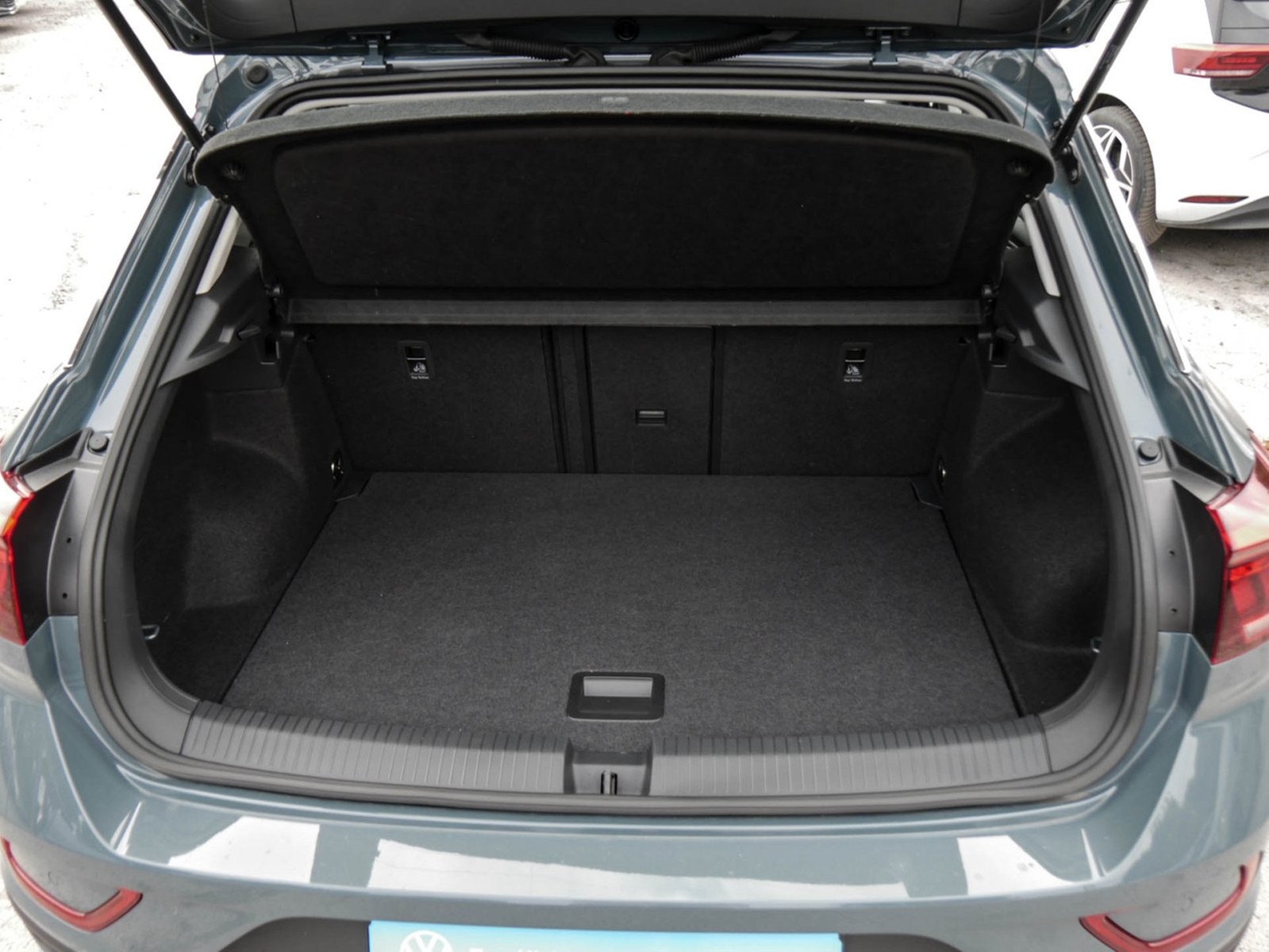 Volkswagen T-Roc 2.0 LIFE STANDHZ. CAM ACC NAVI ALU SITZHZ.