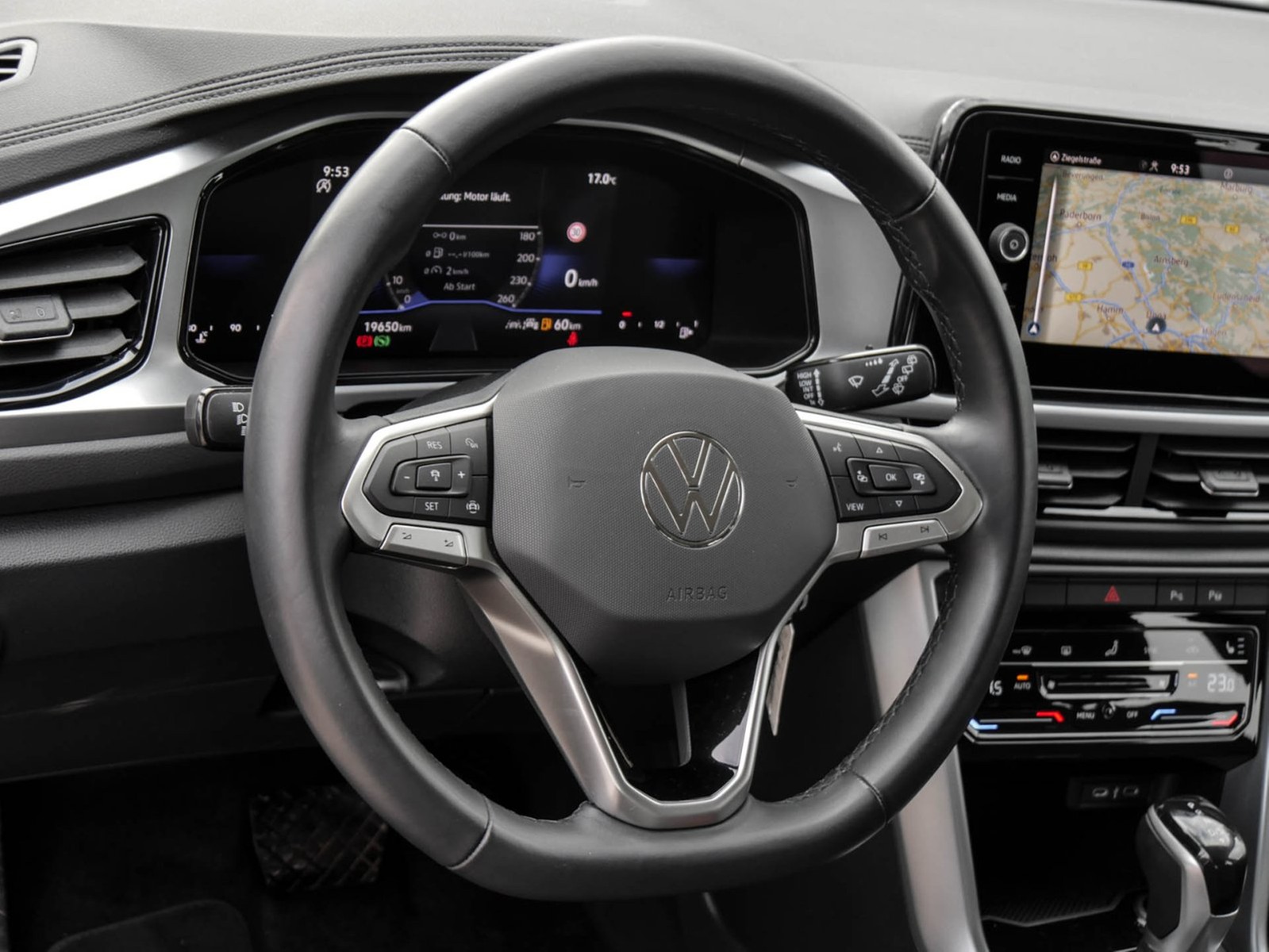 Volkswagen T-Roc 2.0 LIFE STANDHZ. CAM ACC NAVI ALU SITZHZ.