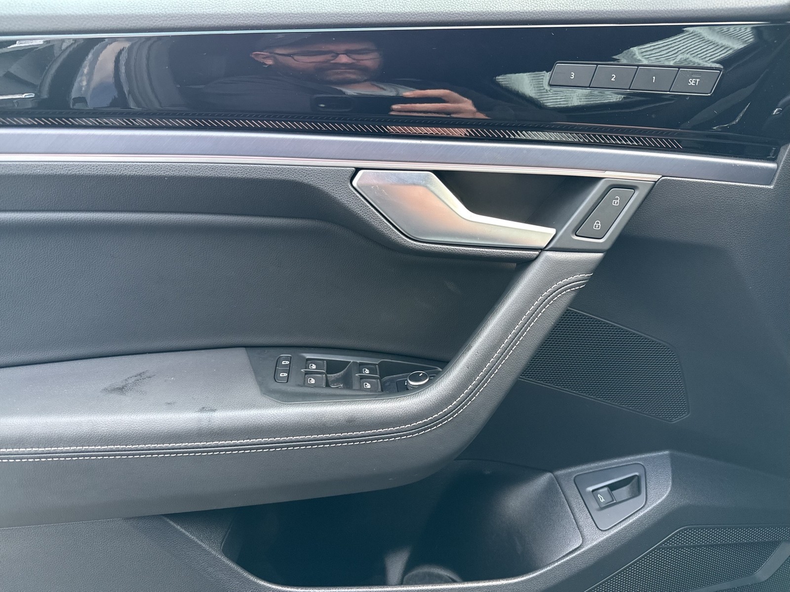 Volkswagen Touareg V6 R-LINE FINAL EDITION STANDHZ. AHK CAM