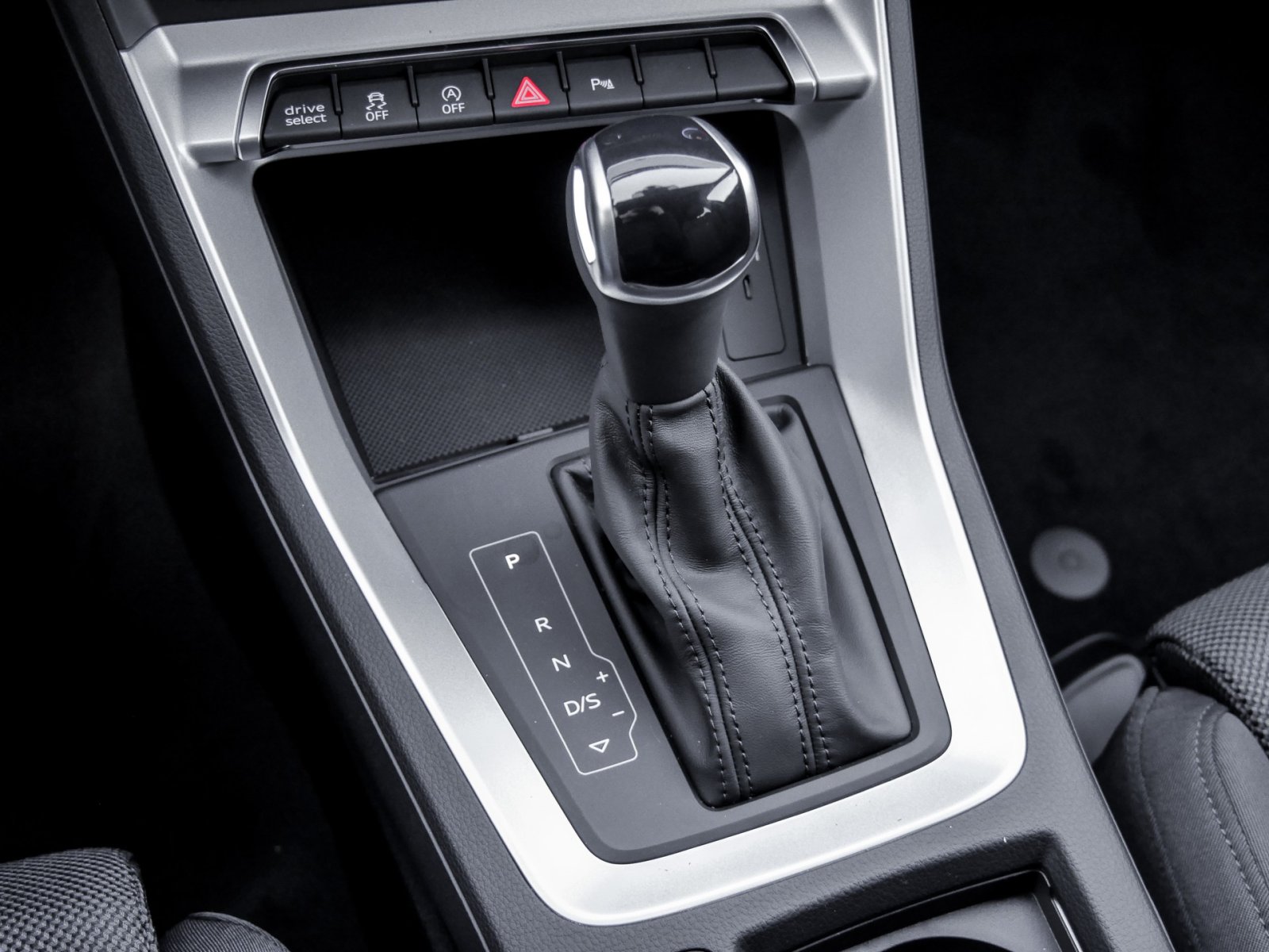 Audi Q3 Sportback 35 S LINE CAM ACC LM19 EKLAPPE NAVI+