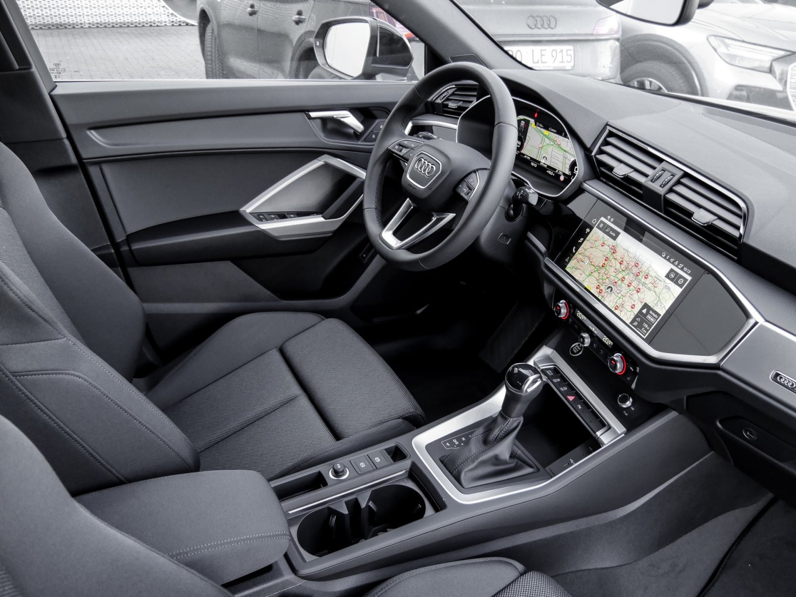 Audi Q3 Sportback 35 S LINE CAM ACC LM19 EKLAPPE NAVI+