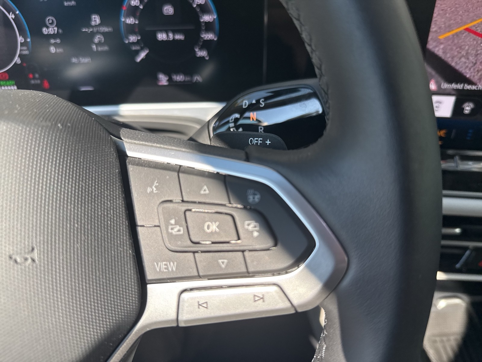 Volkswagen Passat Variant 1.5 HYBRID ELEGANCE AHK 360°CAM