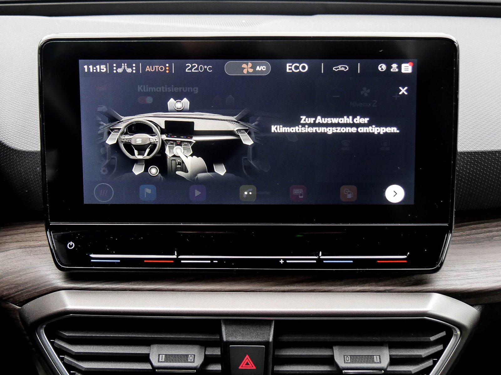 Seat Leon ST 1.4 HYBRID XCELLENCE LM17 NAVI SITZHEIZ.