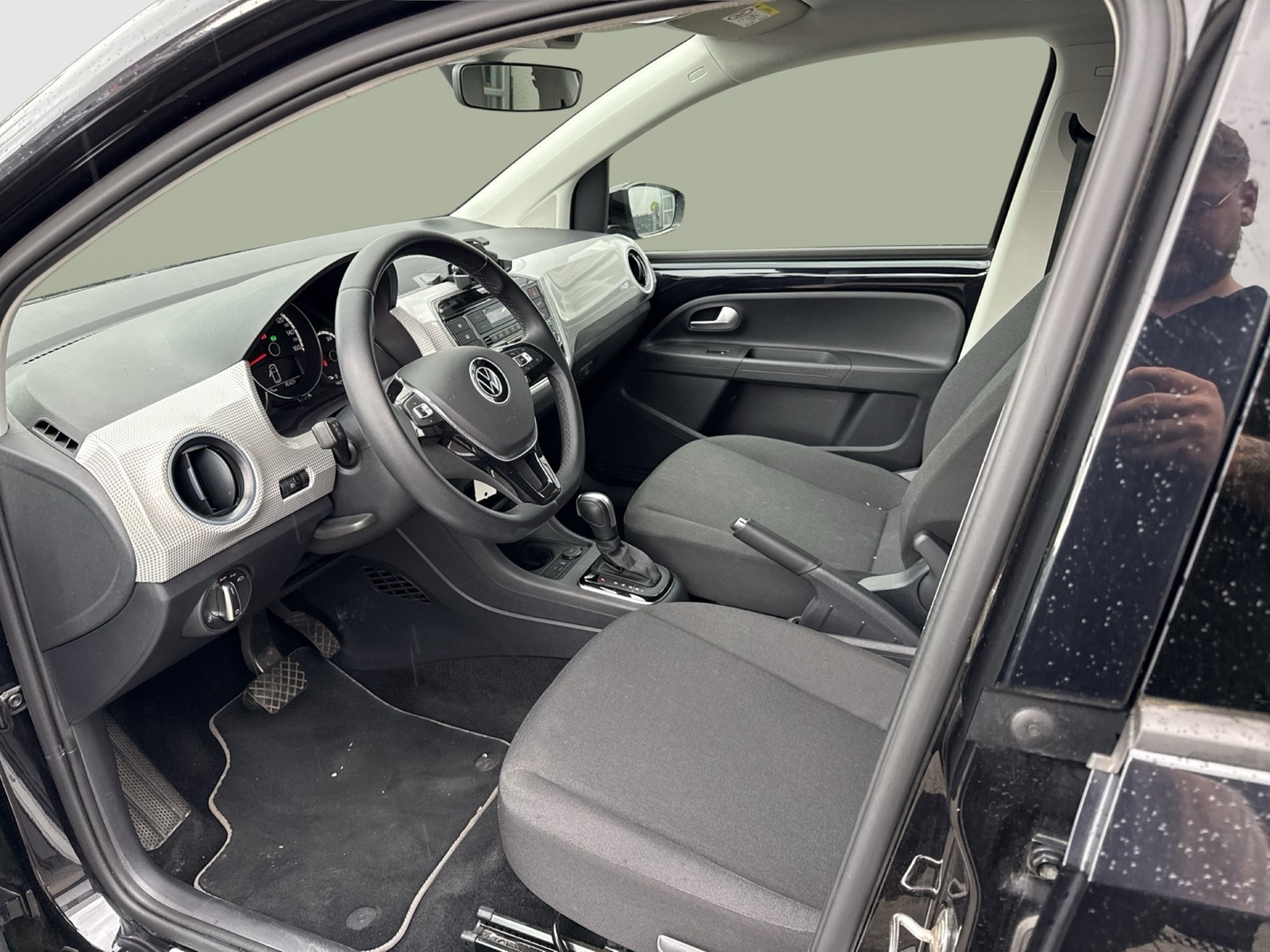 Volkswagen e-up! STYLE PLUS 4TÜREN ALU SITZHZ KLIMAAUTOMAT.