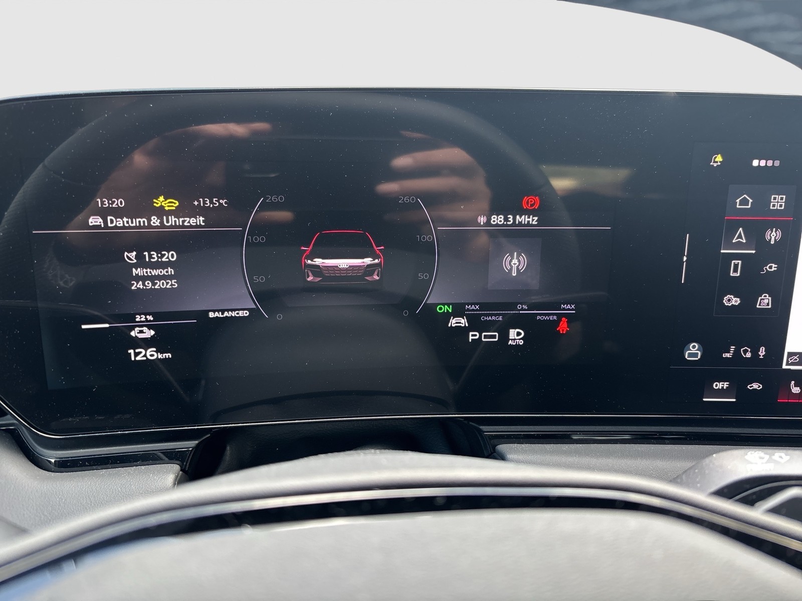 Audi A6 e-tron Sportback performance S LINE AHK LM20