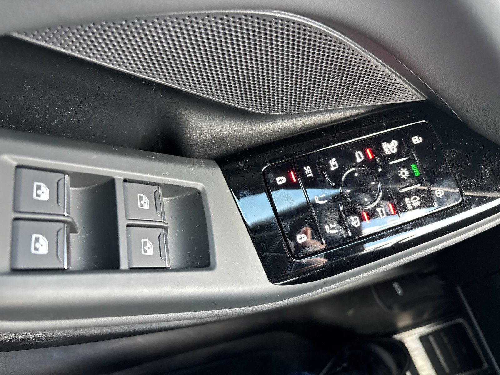 Audi A6 e-tron Sportback performance S LINE AHK LM20