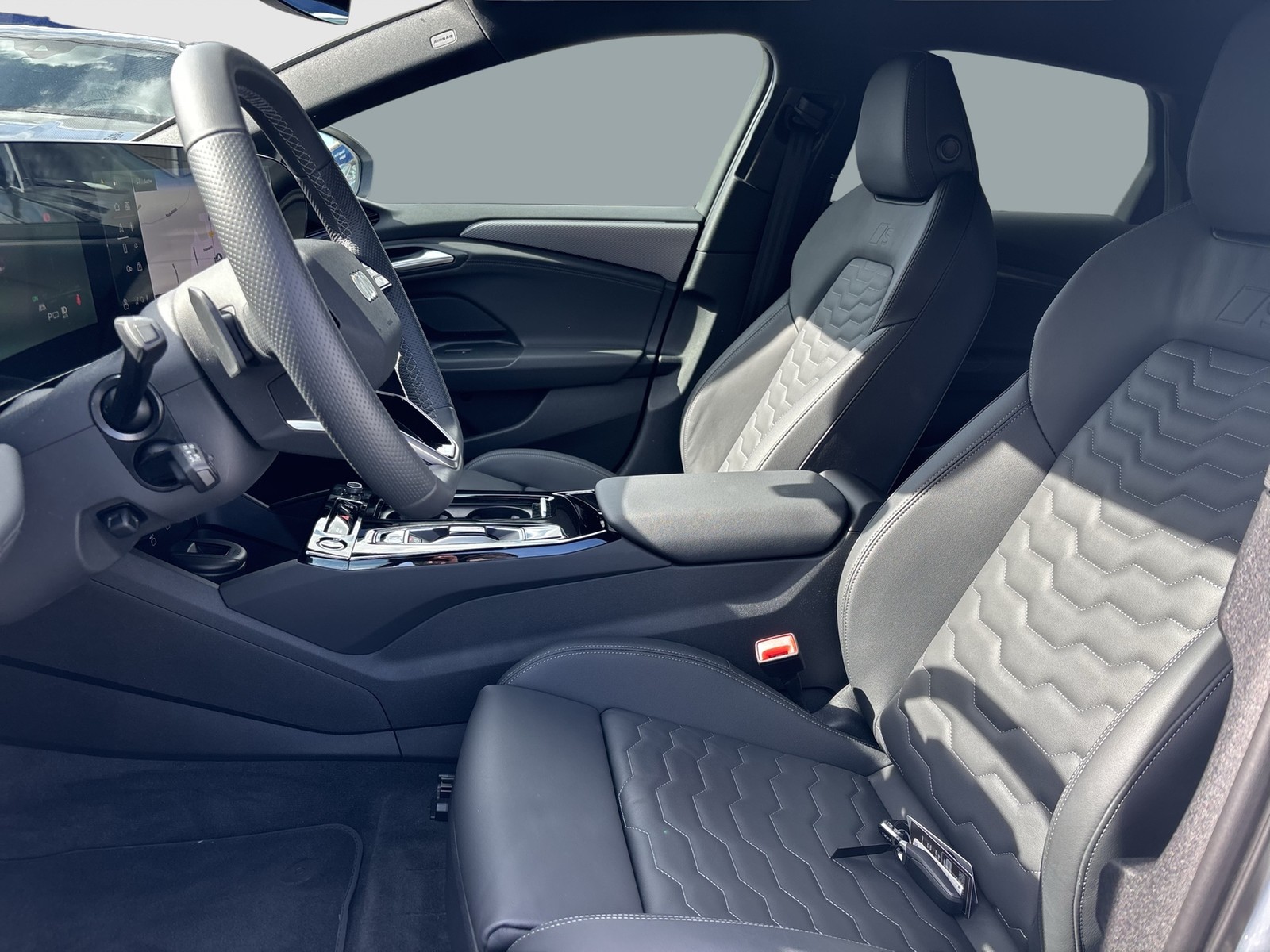 Audi A6 e-tron Sportback performance S LINE AHK LM20