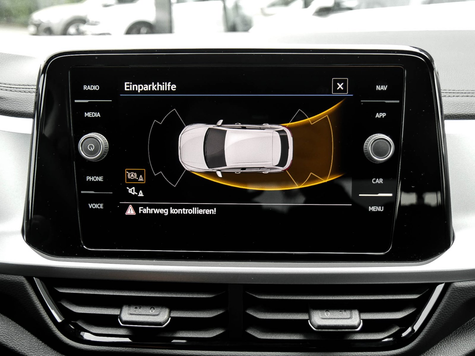 Volkswagen T-Roc 2.0 LIFE STANDHEIZUNG NAVI ALU SITZHEIZUNG