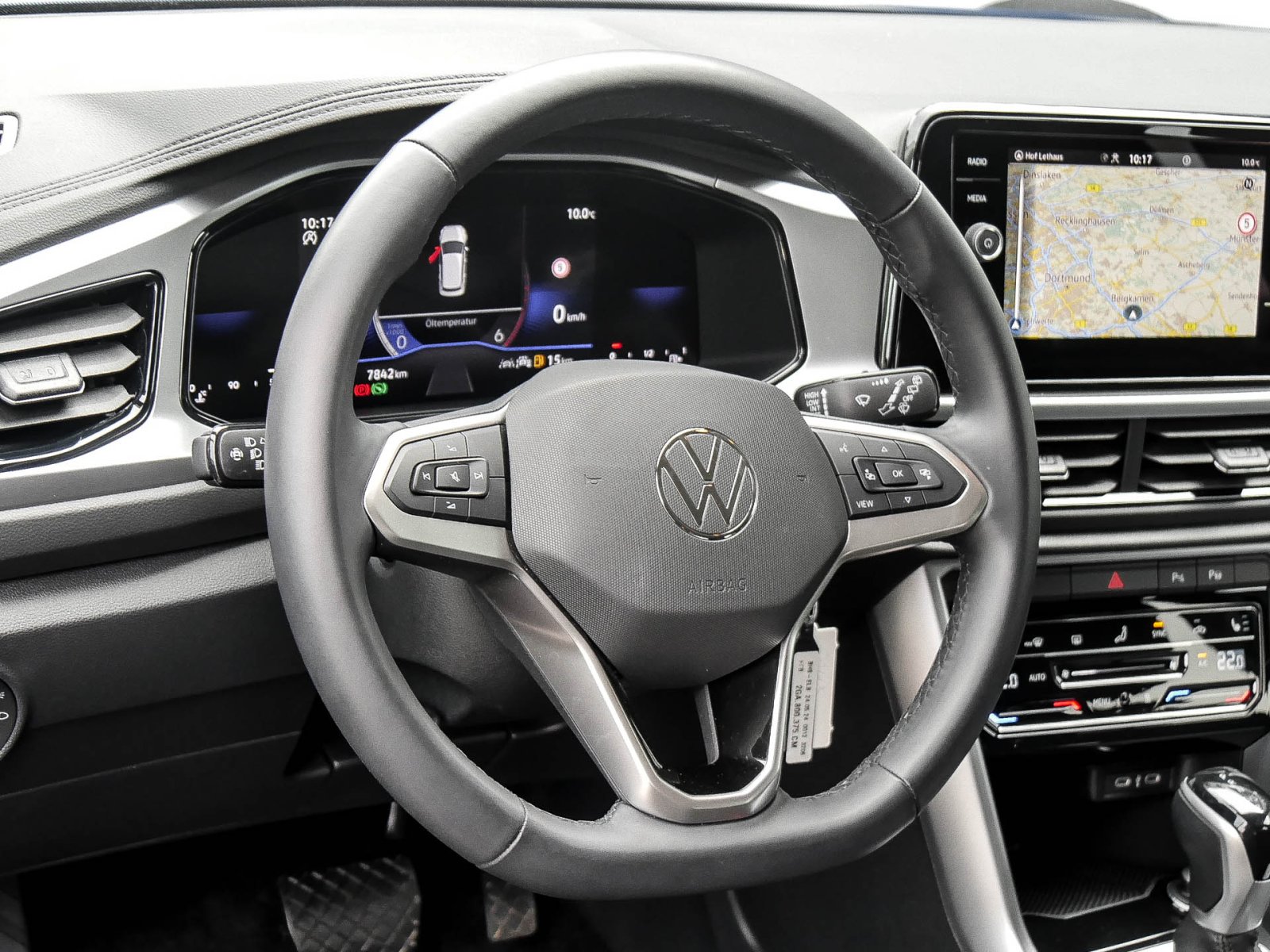 Volkswagen T-Roc 2.0 LIFE STANDHEIZUNG NAVI ALU SITZHEIZUNG